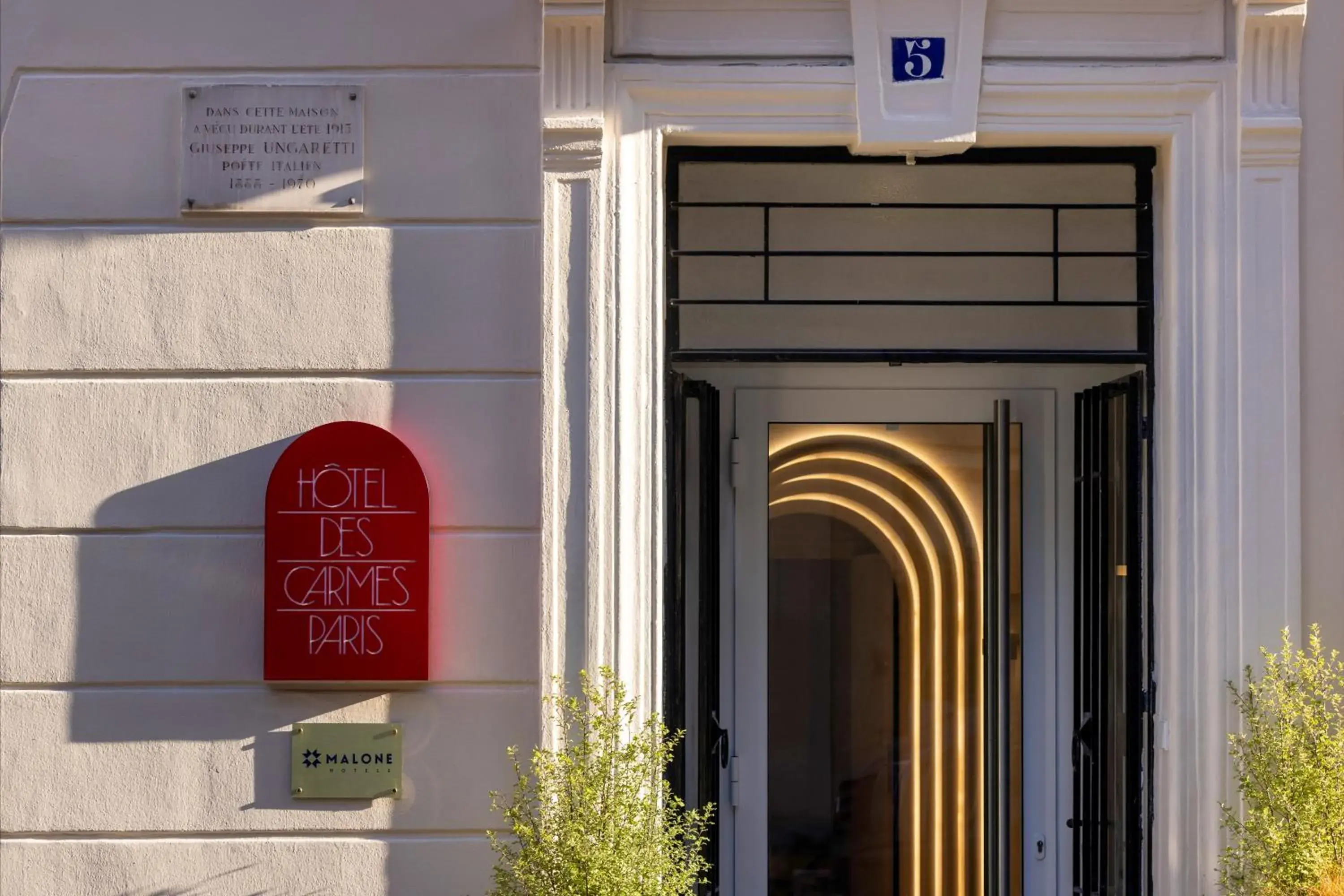 Facade/entrance, Property Logo/Sign in Hotel des Carmes by Malone