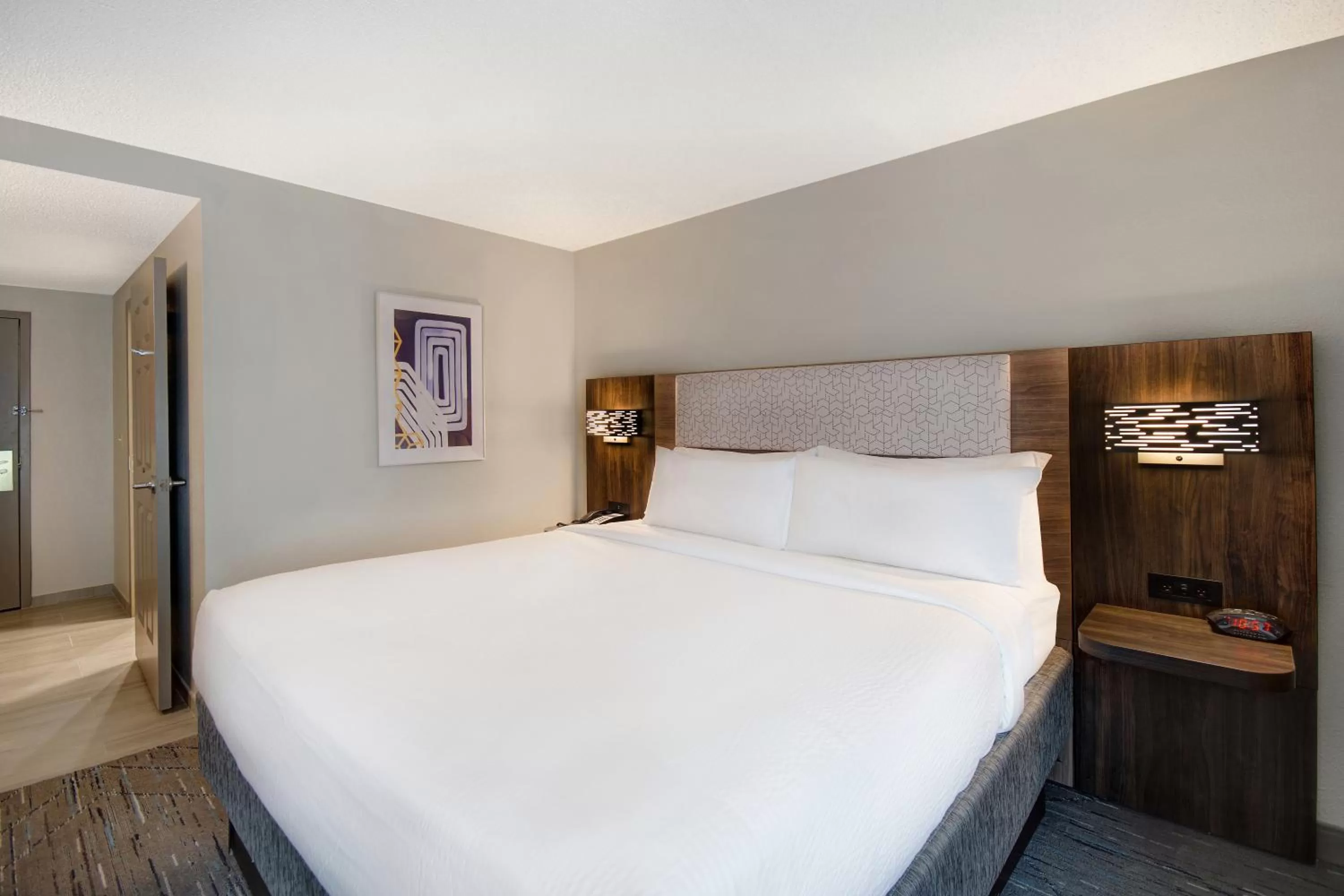 Bedroom, Bed in Holiday Inn Express Rochester - University Area by IHG