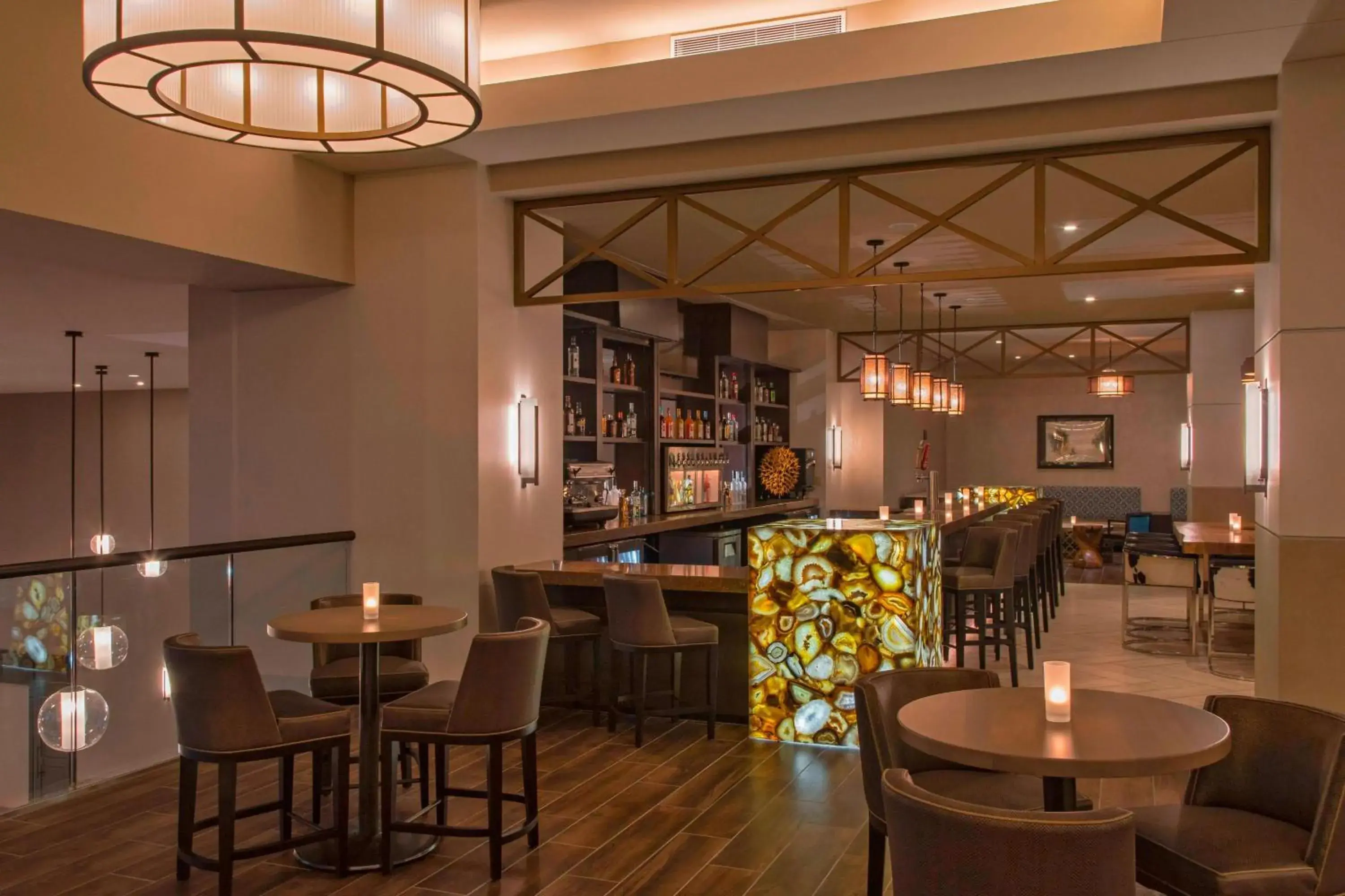 Lounge or bar, Restaurant/Places to Eat in Sheraton Austin Georgetown Hotel & Conference Center
