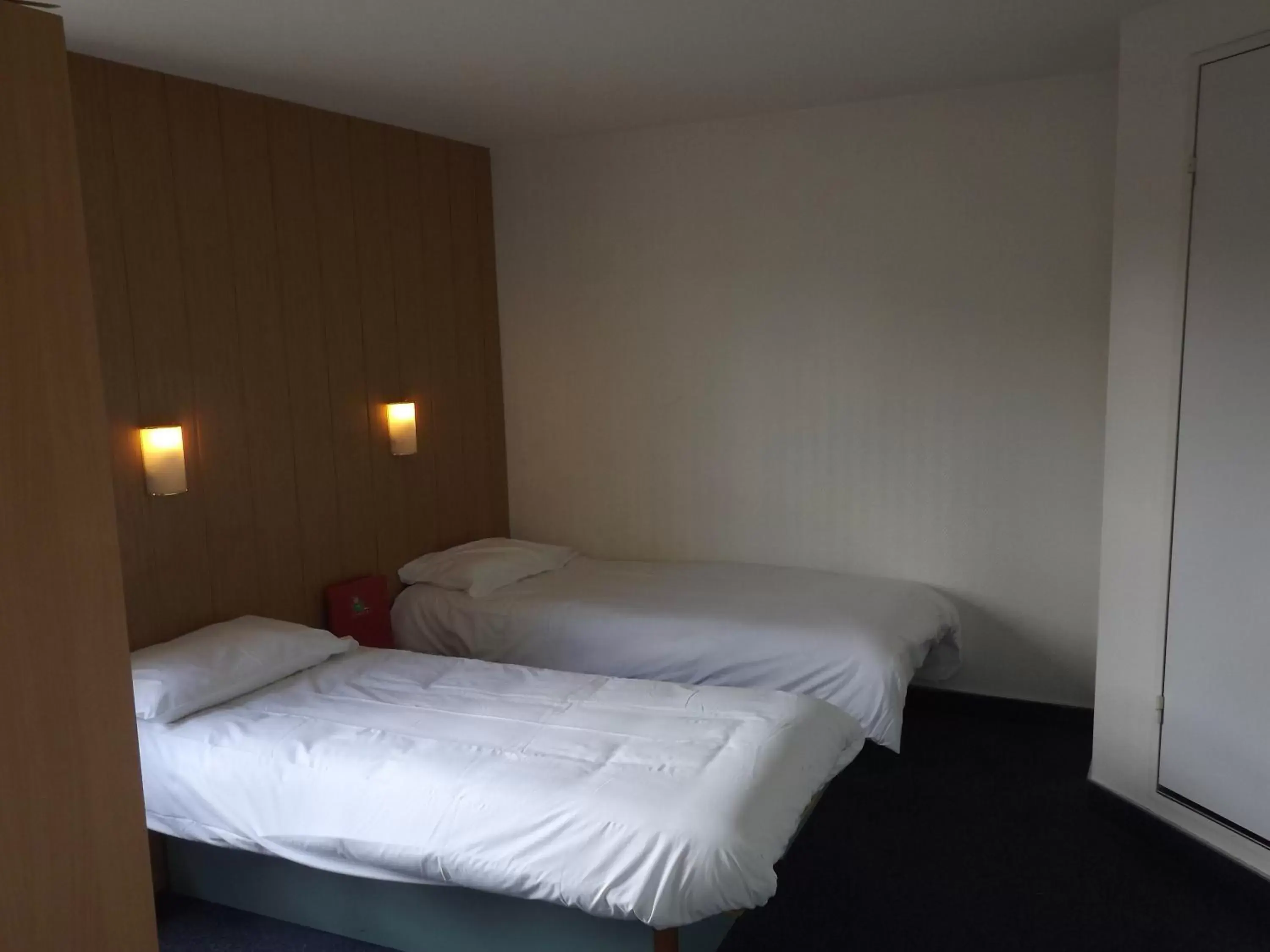 Twin Room in Fasthotel Pau