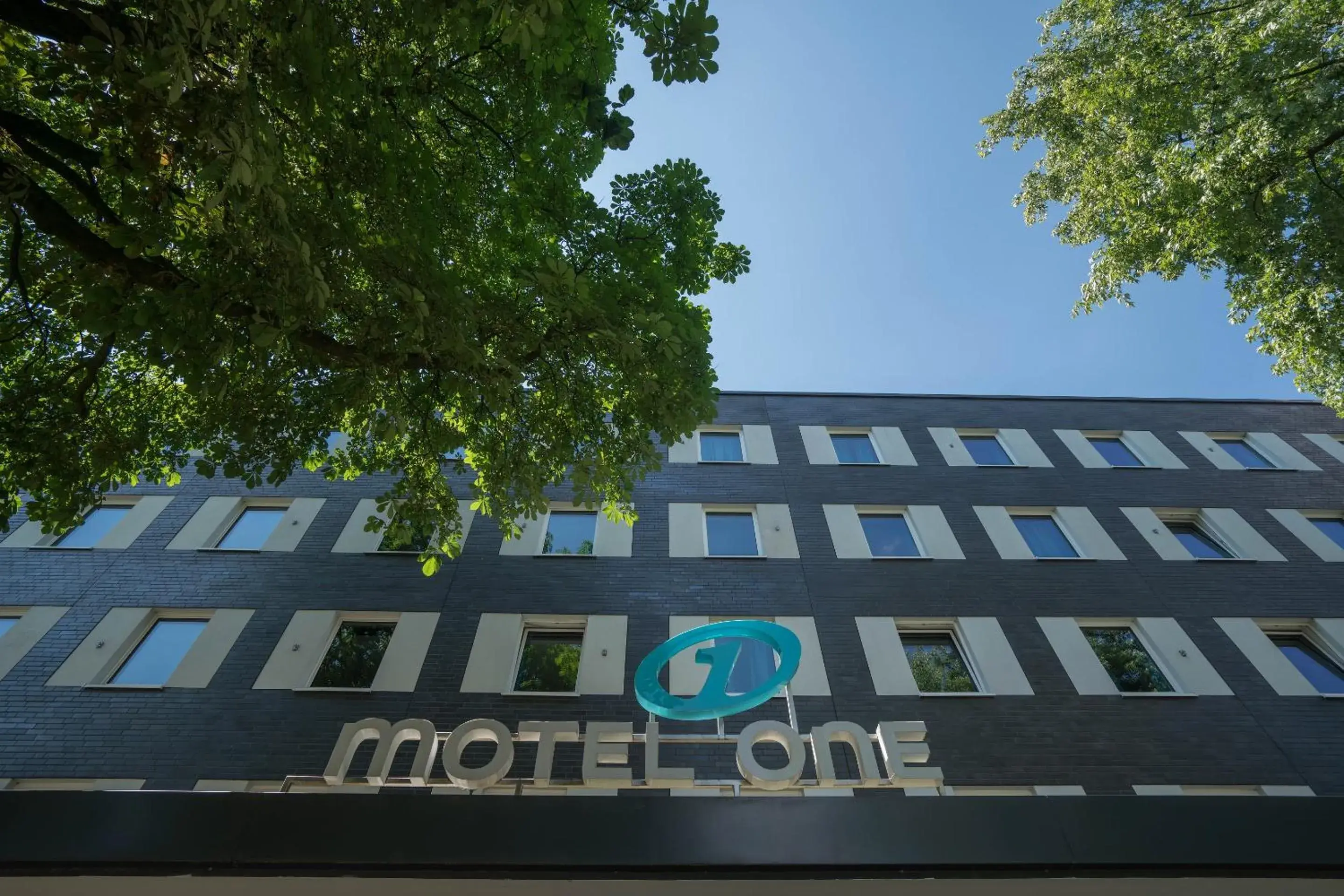 Property building in Motel One Hamburg Airport