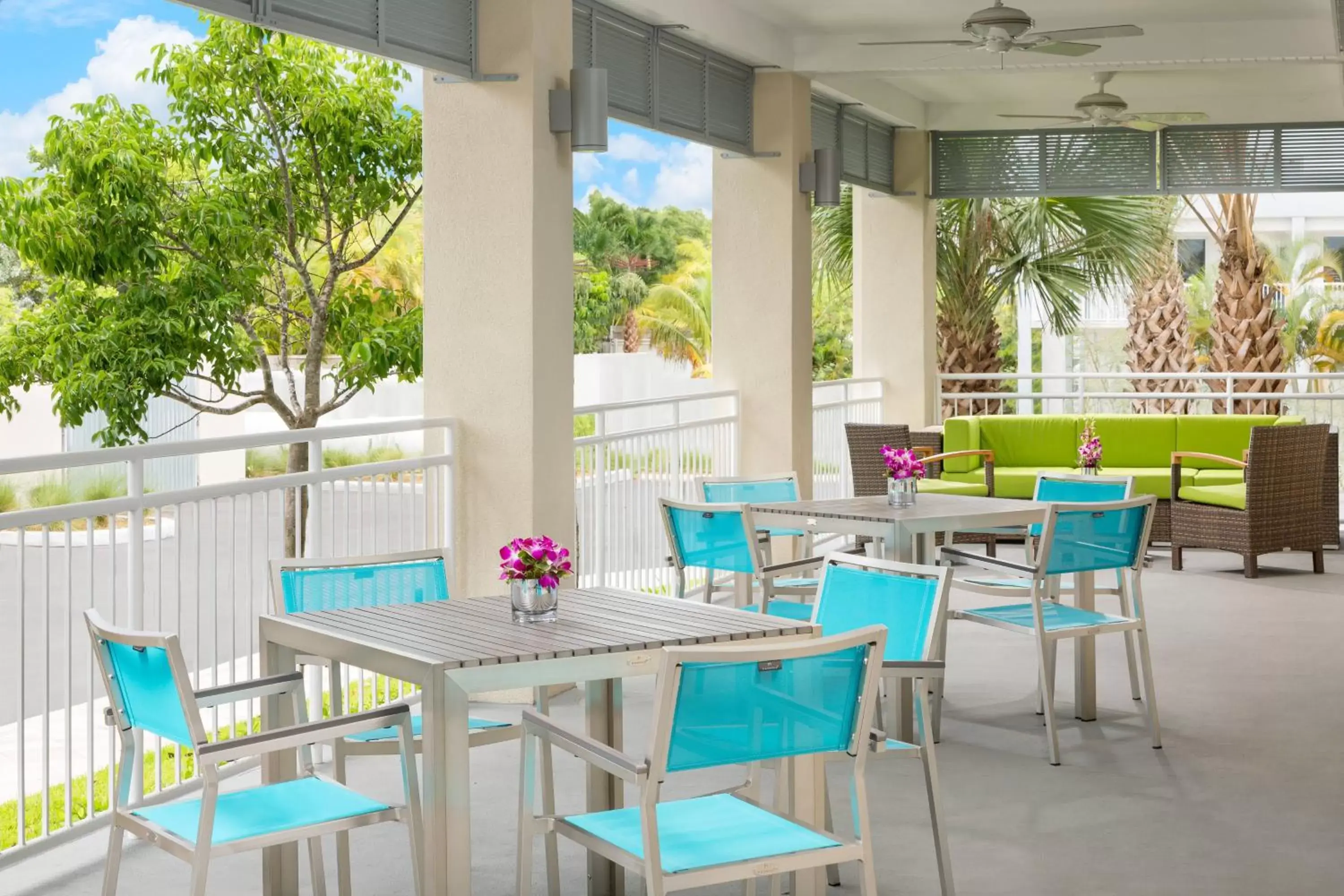 Meeting/conference room, Restaurant/Places to Eat in Fairfield Inn & Suites by Marriott Key West at The Keys Collection