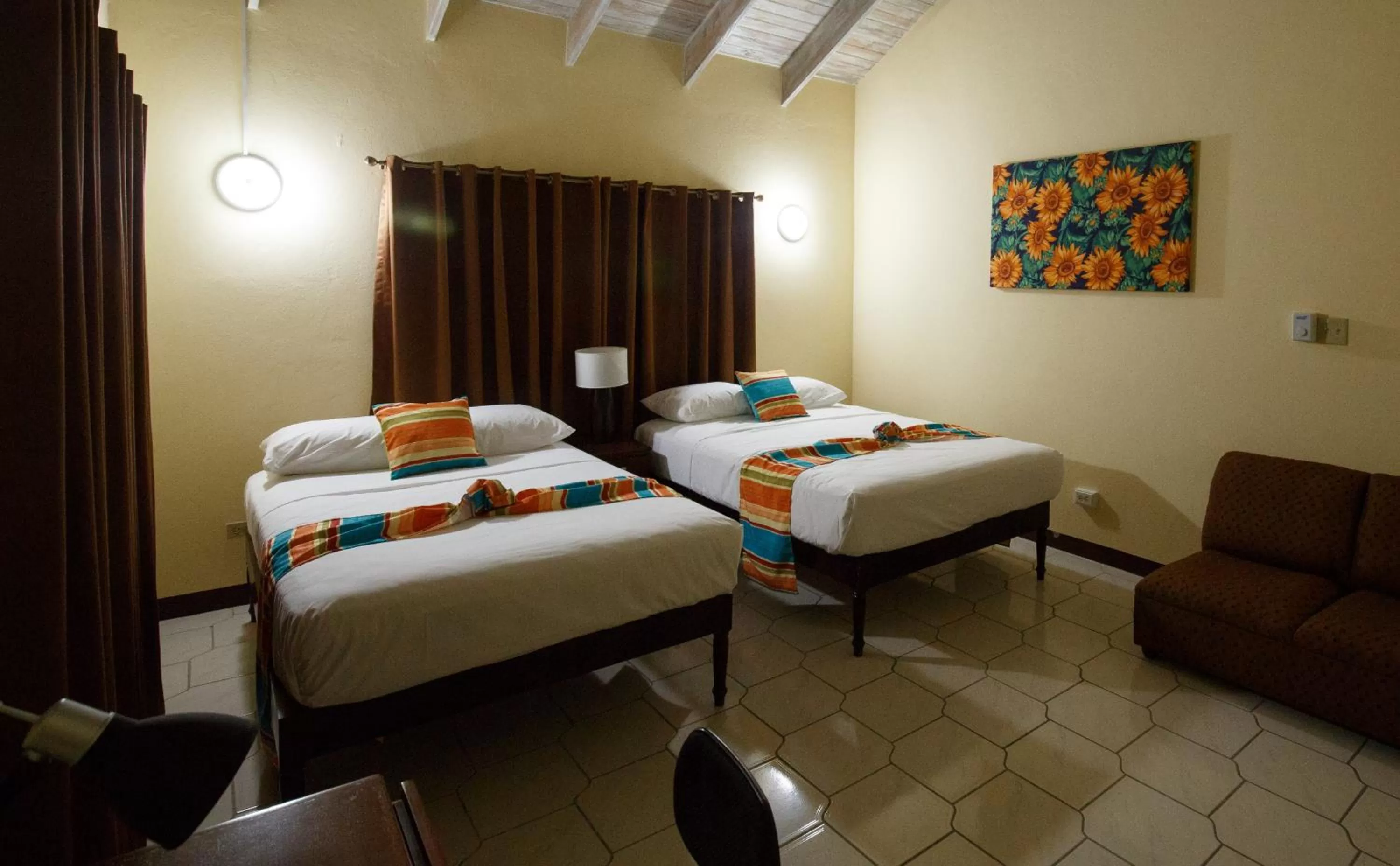 Bedroom, Bed in Jasmine Inn