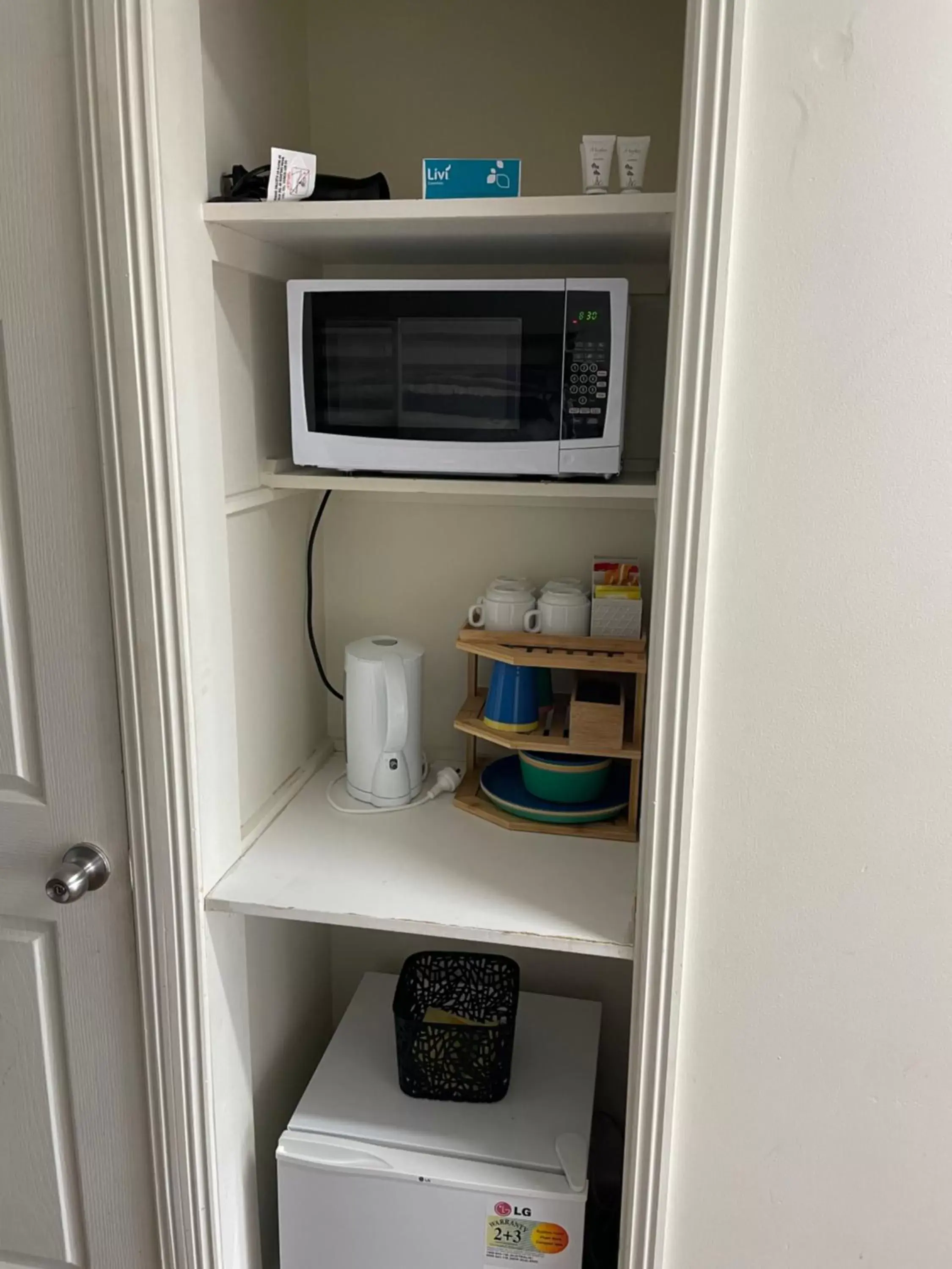 minibar in Siesta Villa