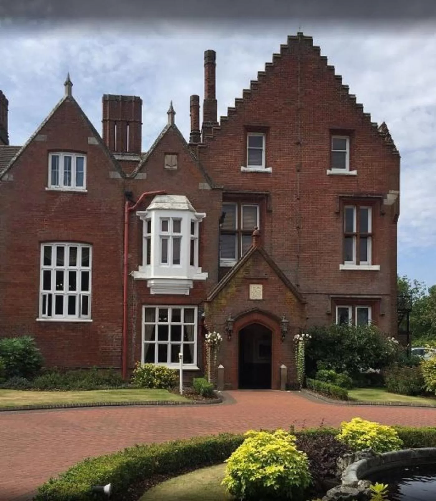 Property building in Sprowston Manor Hotel, Spa & Golf