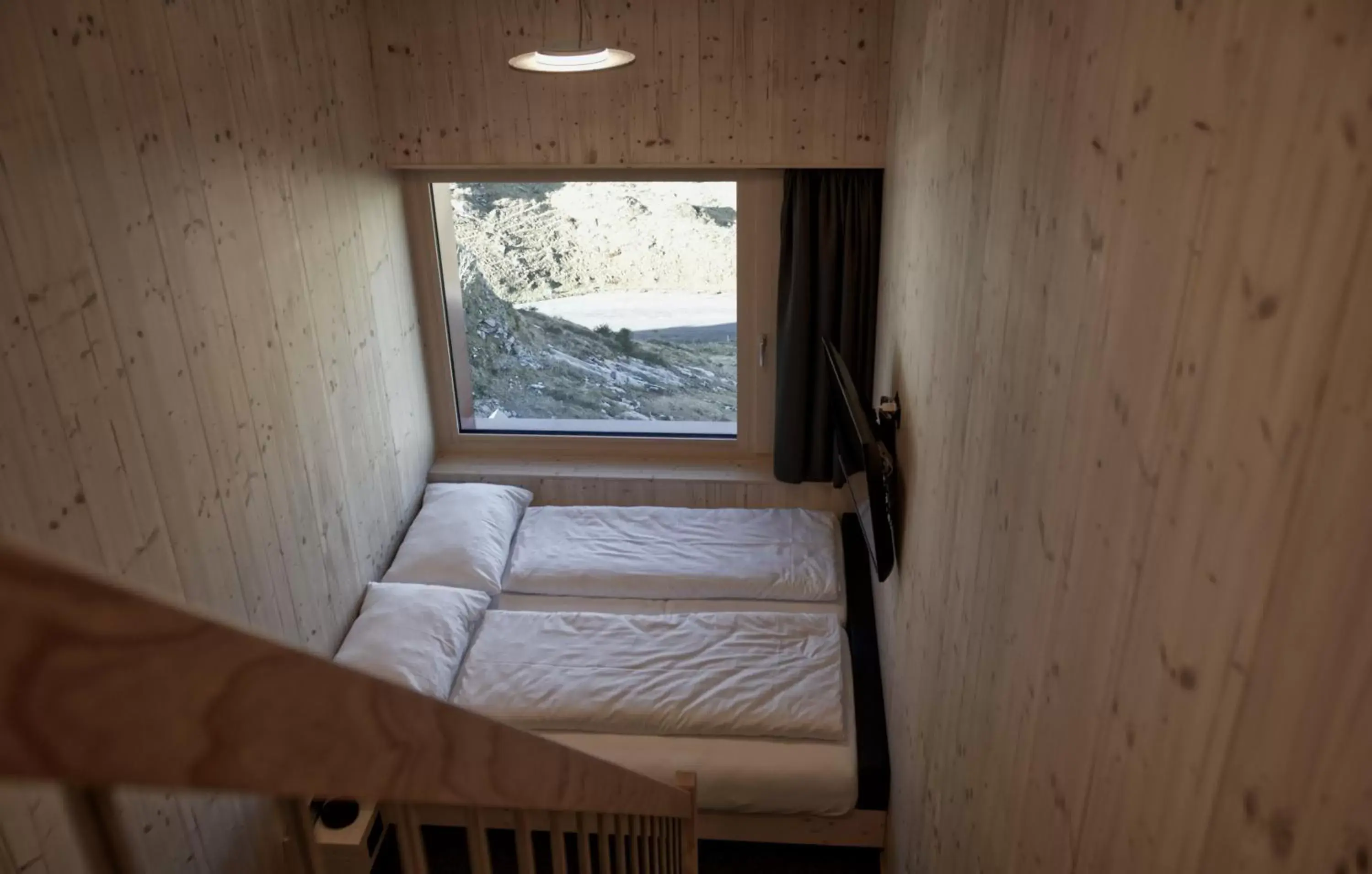 Quadruple Room with Mountain View in Frutt Living Quadruple Room with Mountain View in Frutt Living