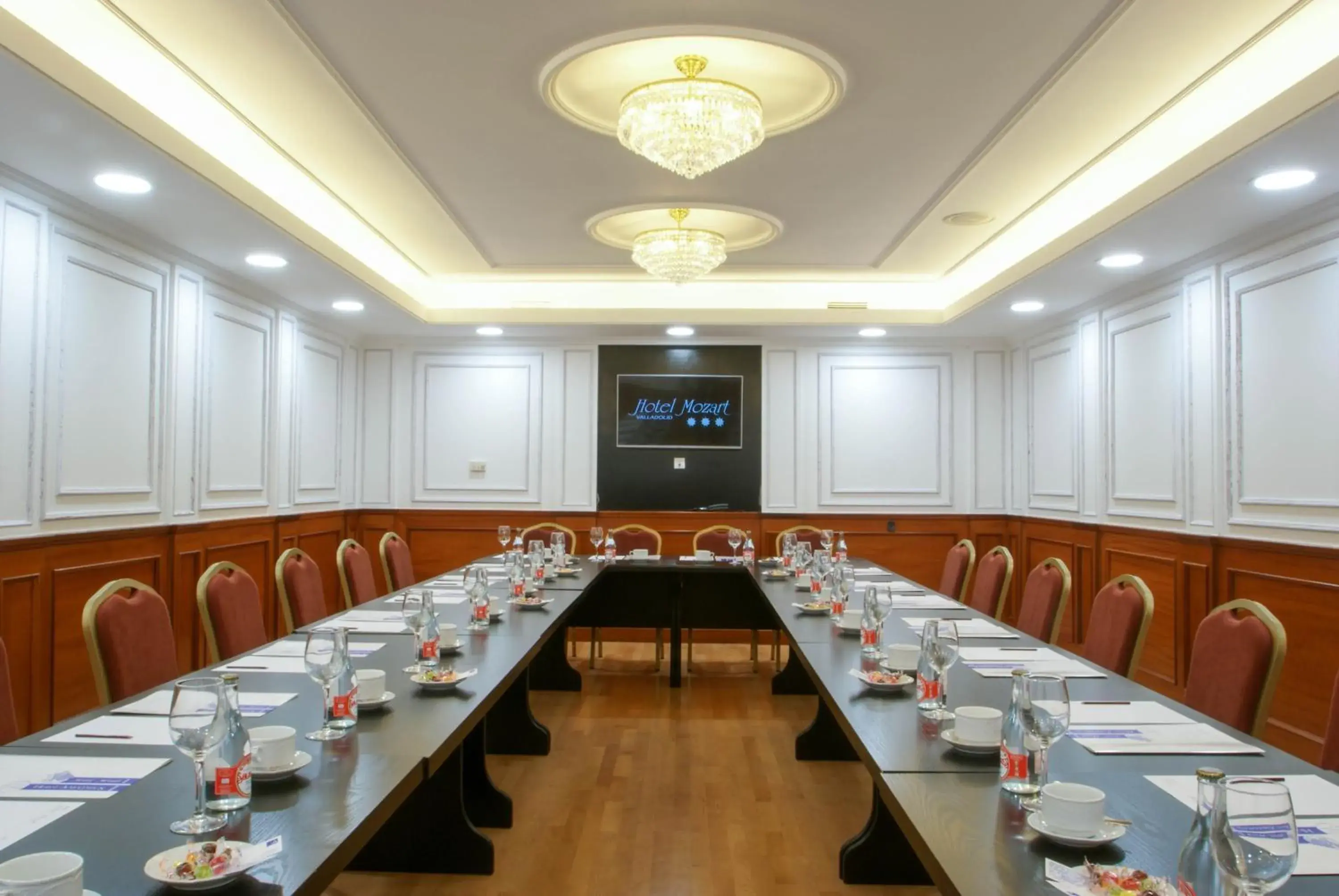 Business facilities in Hotel Mozart