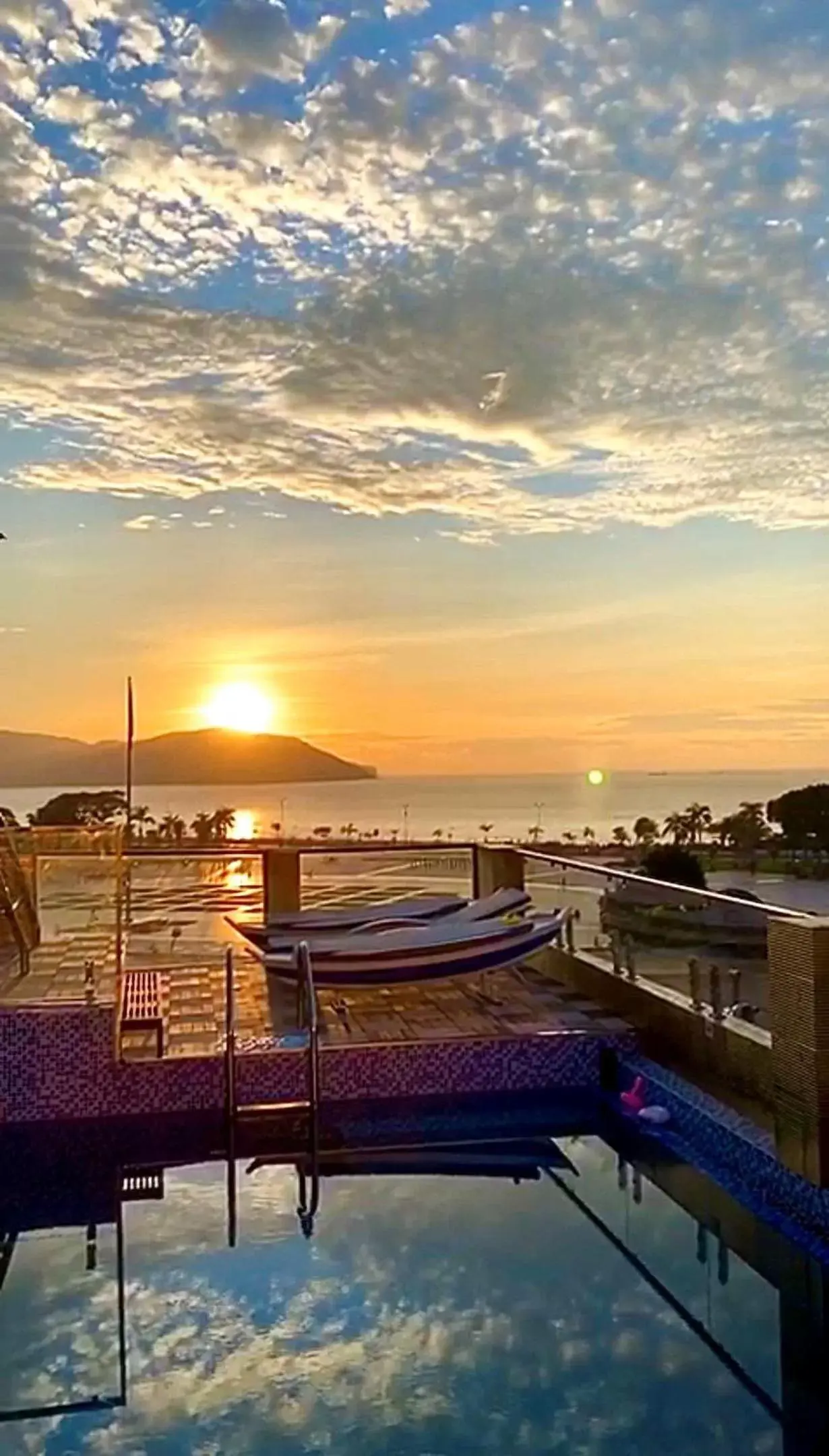 Swimming pool in Athena Hotel Quy Nhơn Swimming pool in Athena Hotel Quy Nhơn