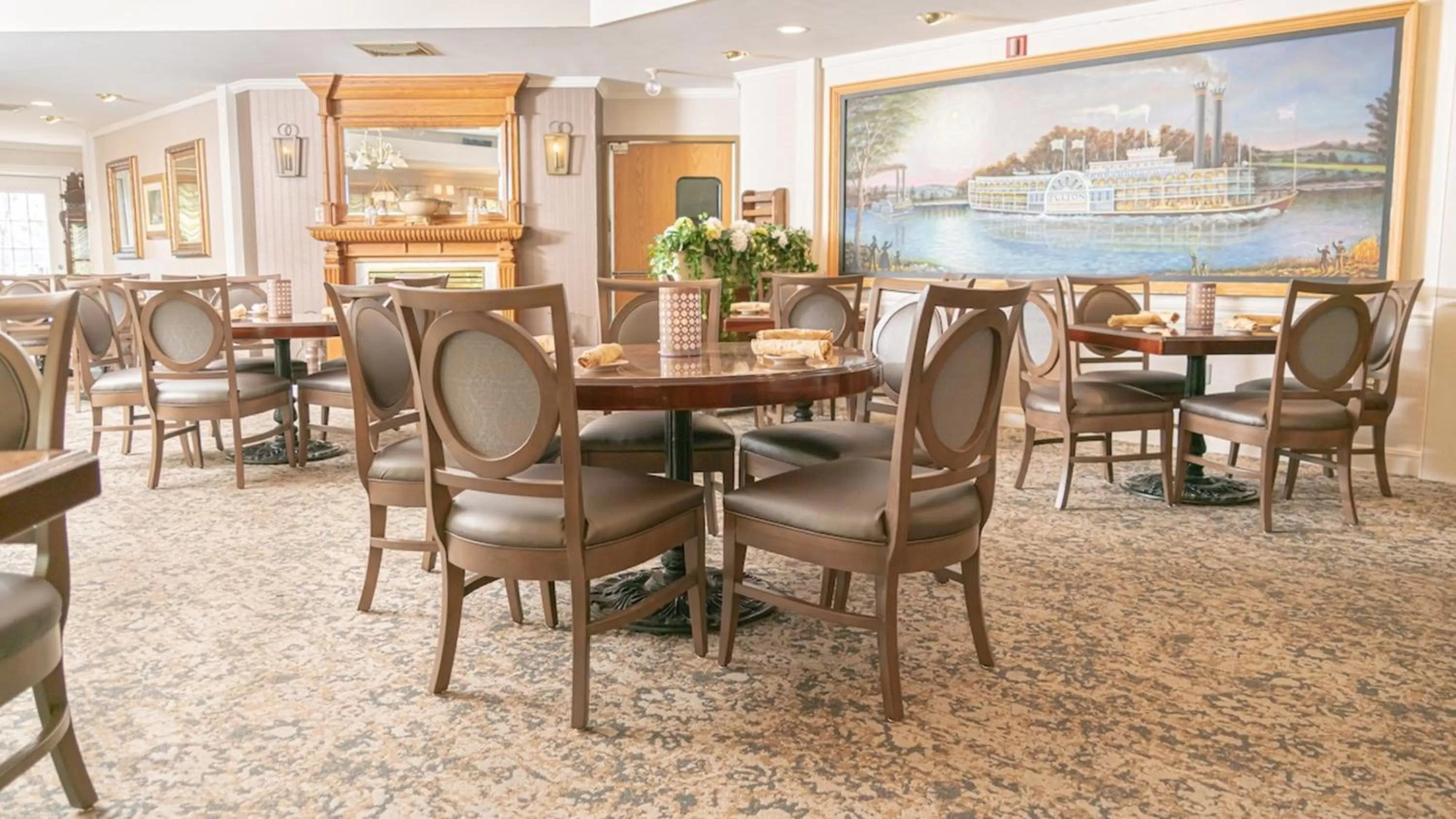 Restaurant/places to eat in Fulton Steamboat Inn