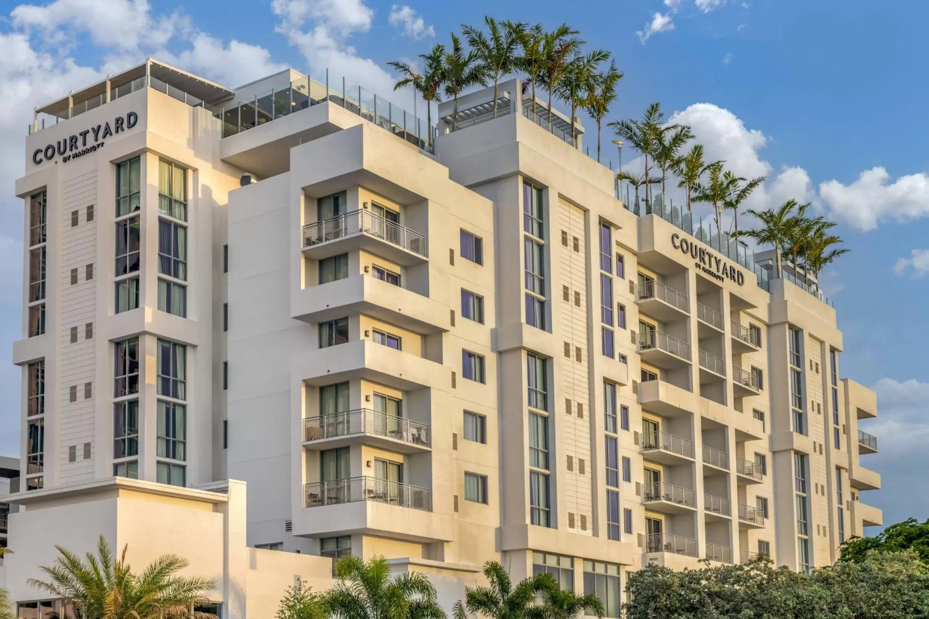 Property Building in Courtyard by Marriott Fort Lauderdale Downtown