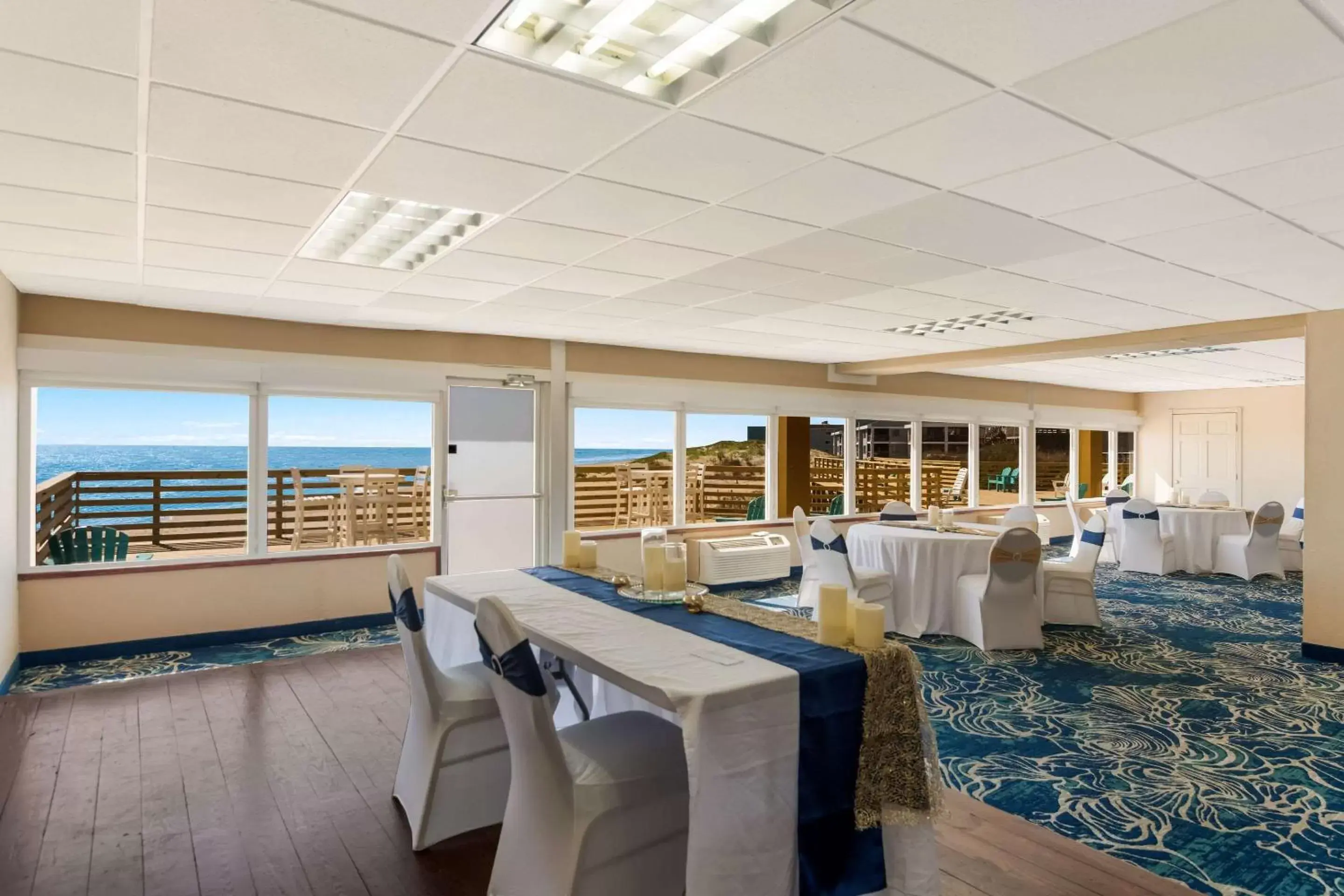 Meeting/conference room, Banquet Facilities in Comfort Inn South Oceanfront