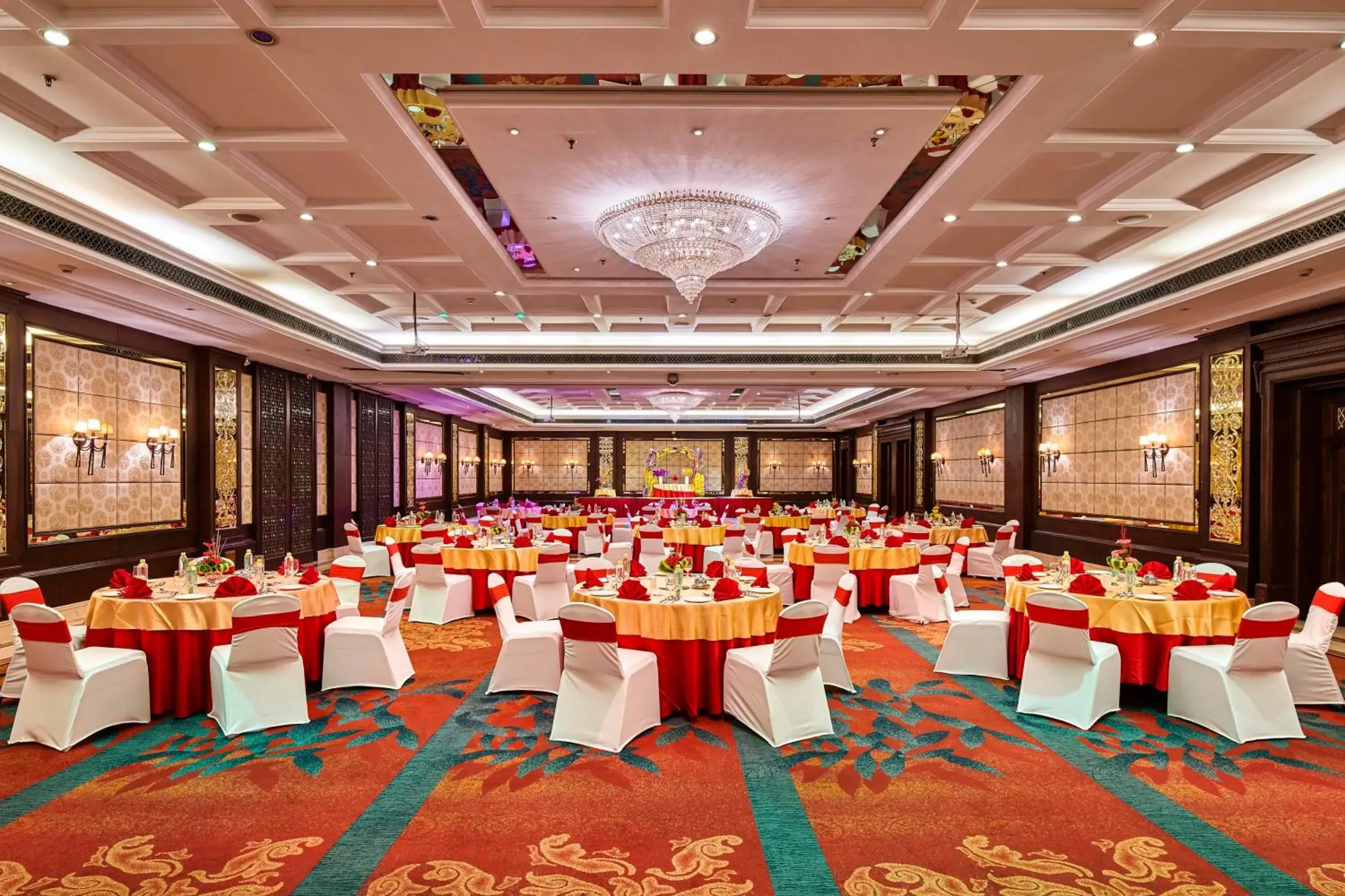 Banquet/Function facilities, Banquet Facilities in Mayfair Convention