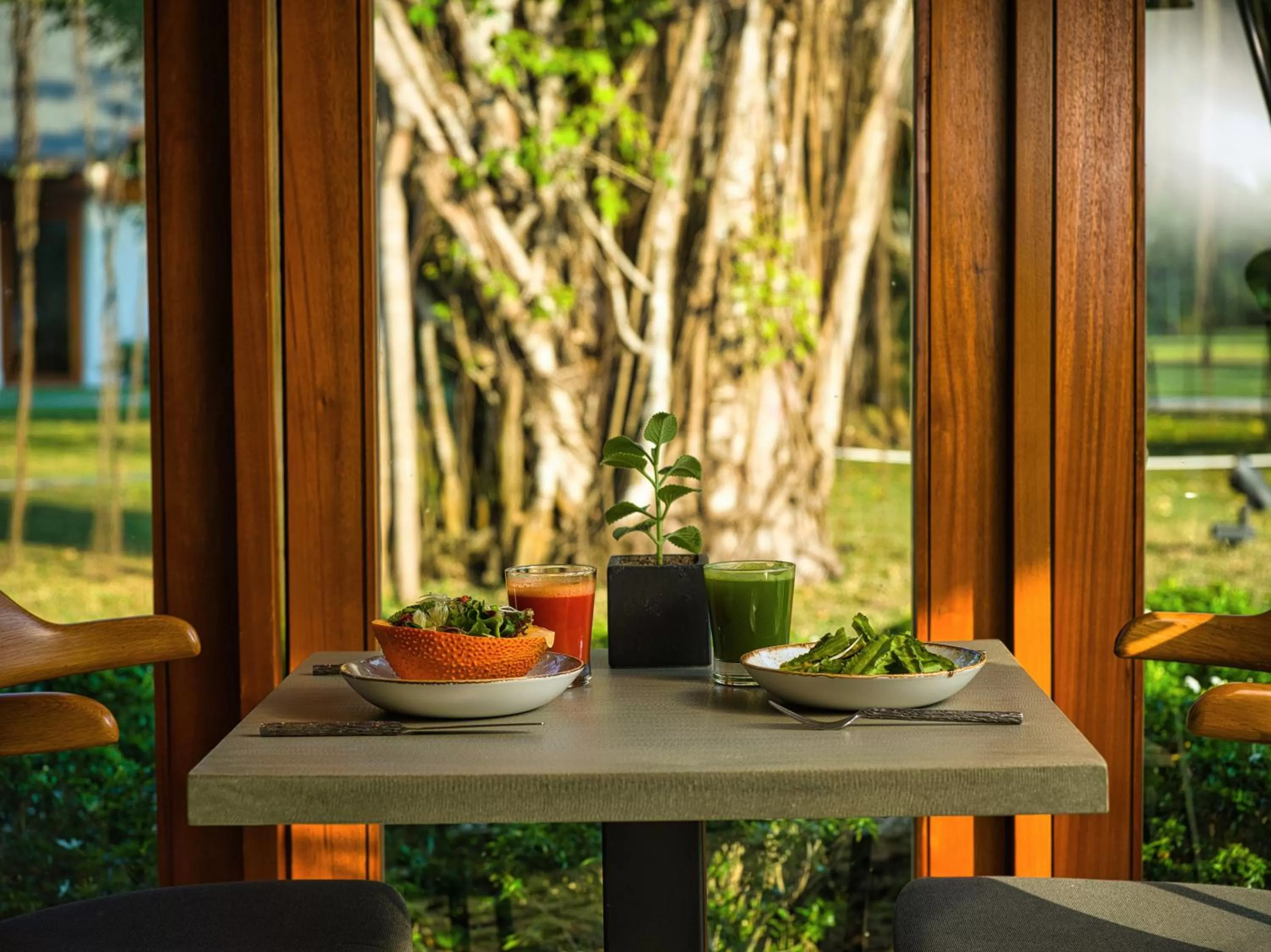 Food and drinks in Legacy Mekong, Can Tho, Autograph Collection