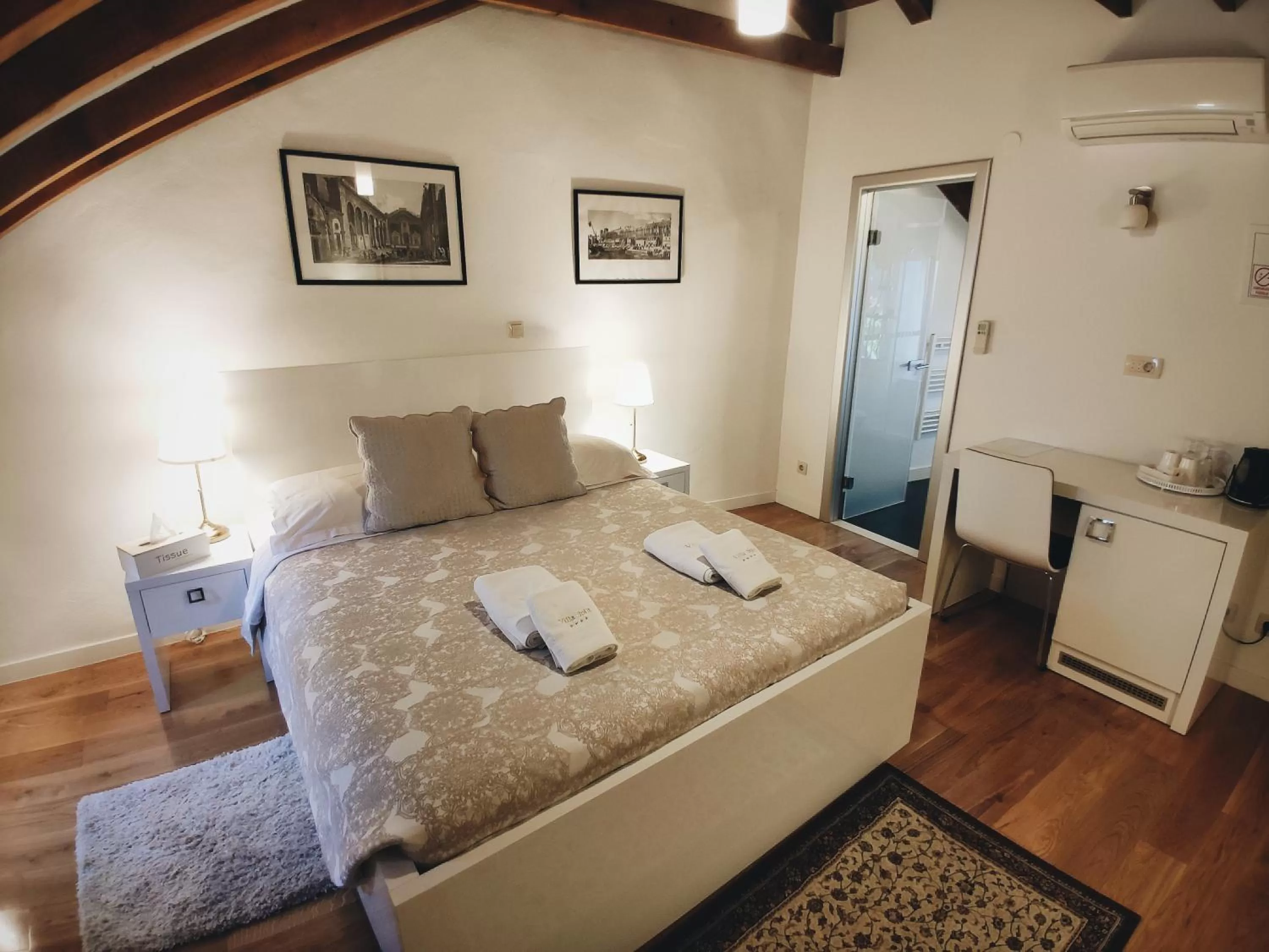 Bedroom, Bed in Villa Split Heritage Hotel