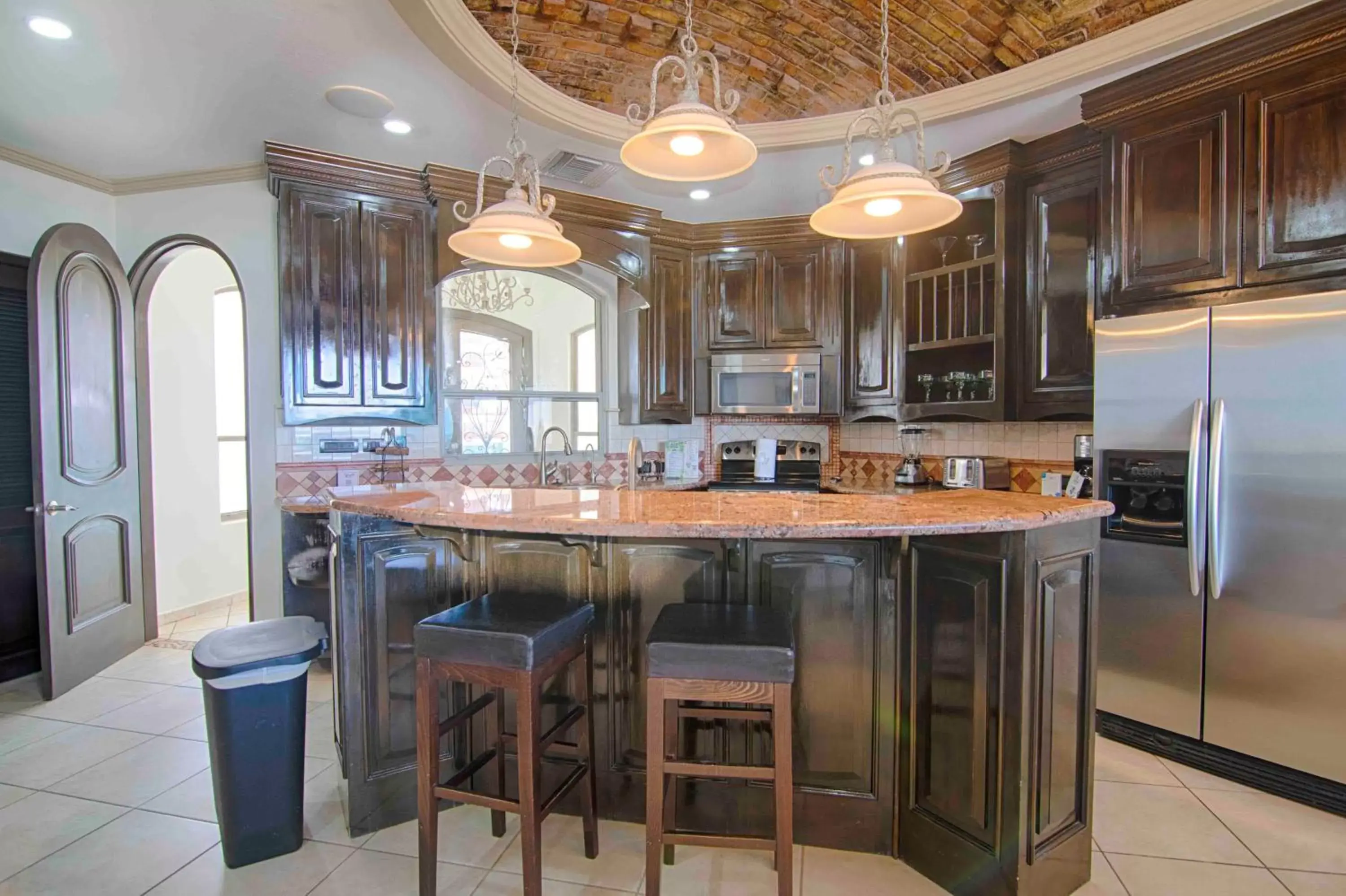 Kitchen/Kitchenette in Esmeralda Beach Resort