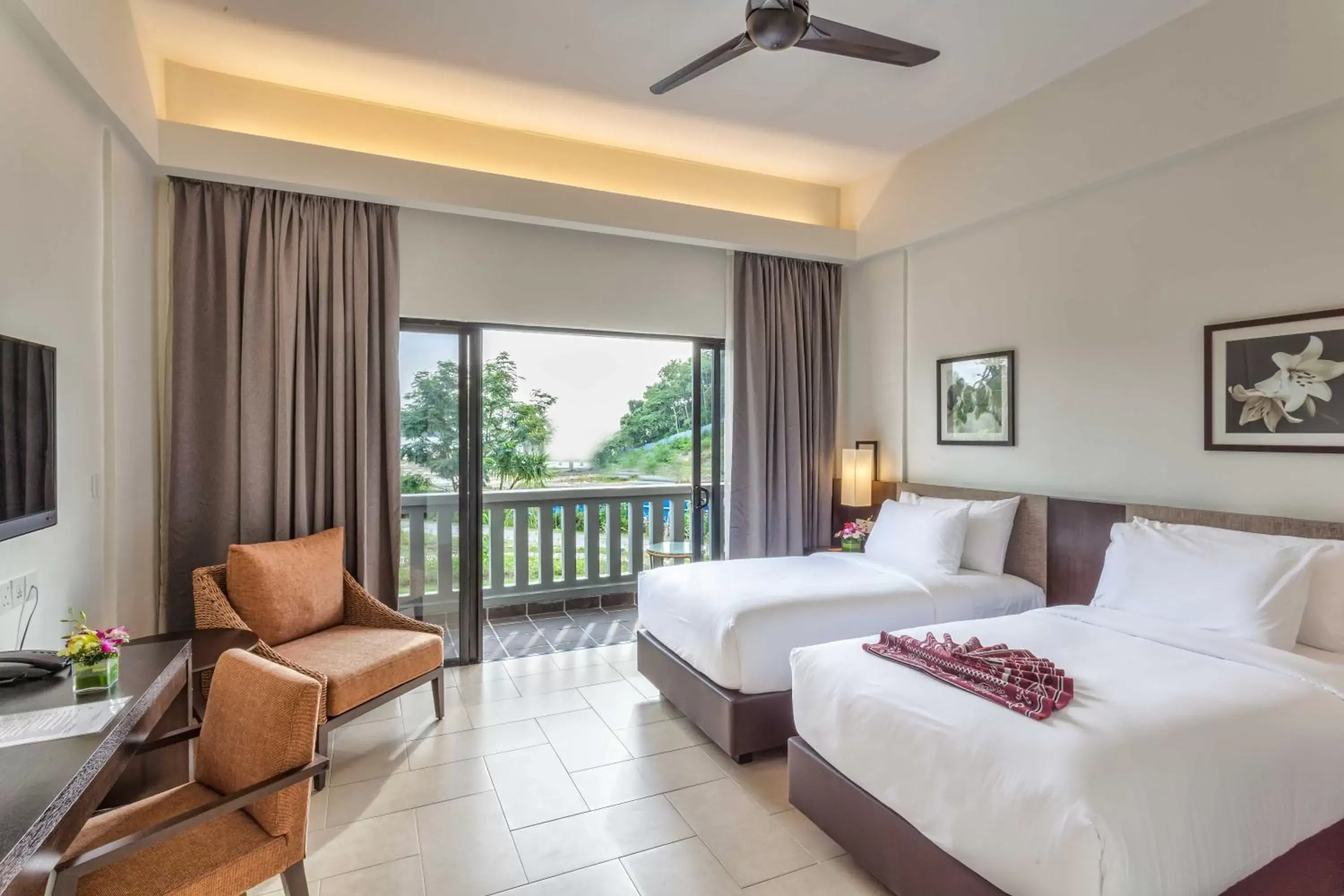 Deluxe Twin - Pool View in Camar Resort Langkawi Deluxe Twin - Pool View in Camar Resort Langkawi
