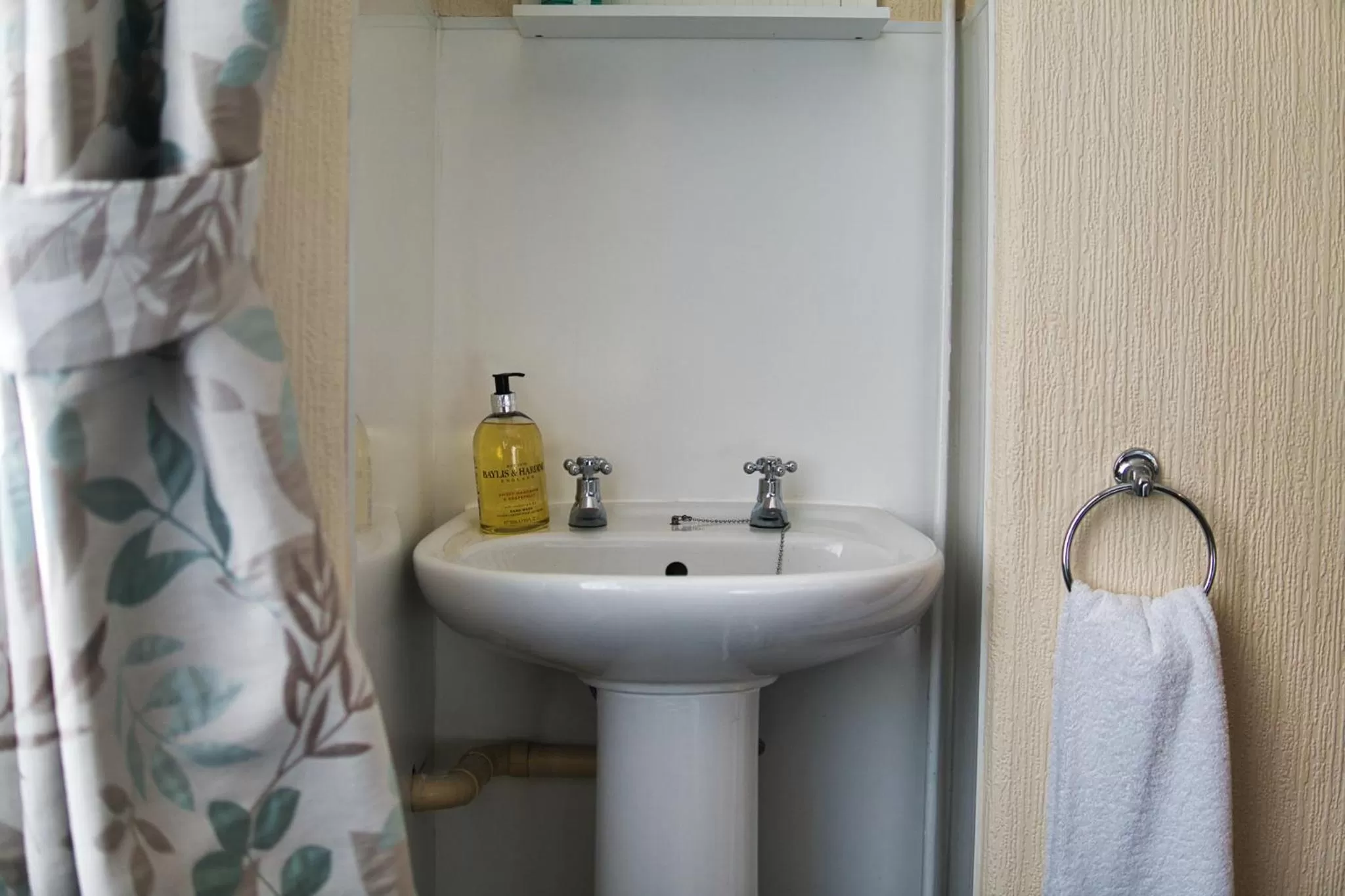 Bedroom, Bathroom in St Weonards