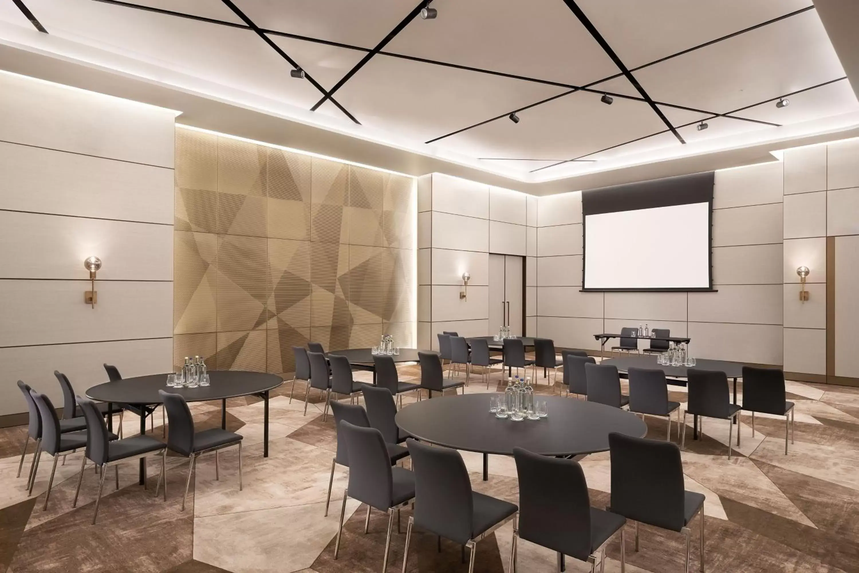 Meeting/conference room in The Westin London City