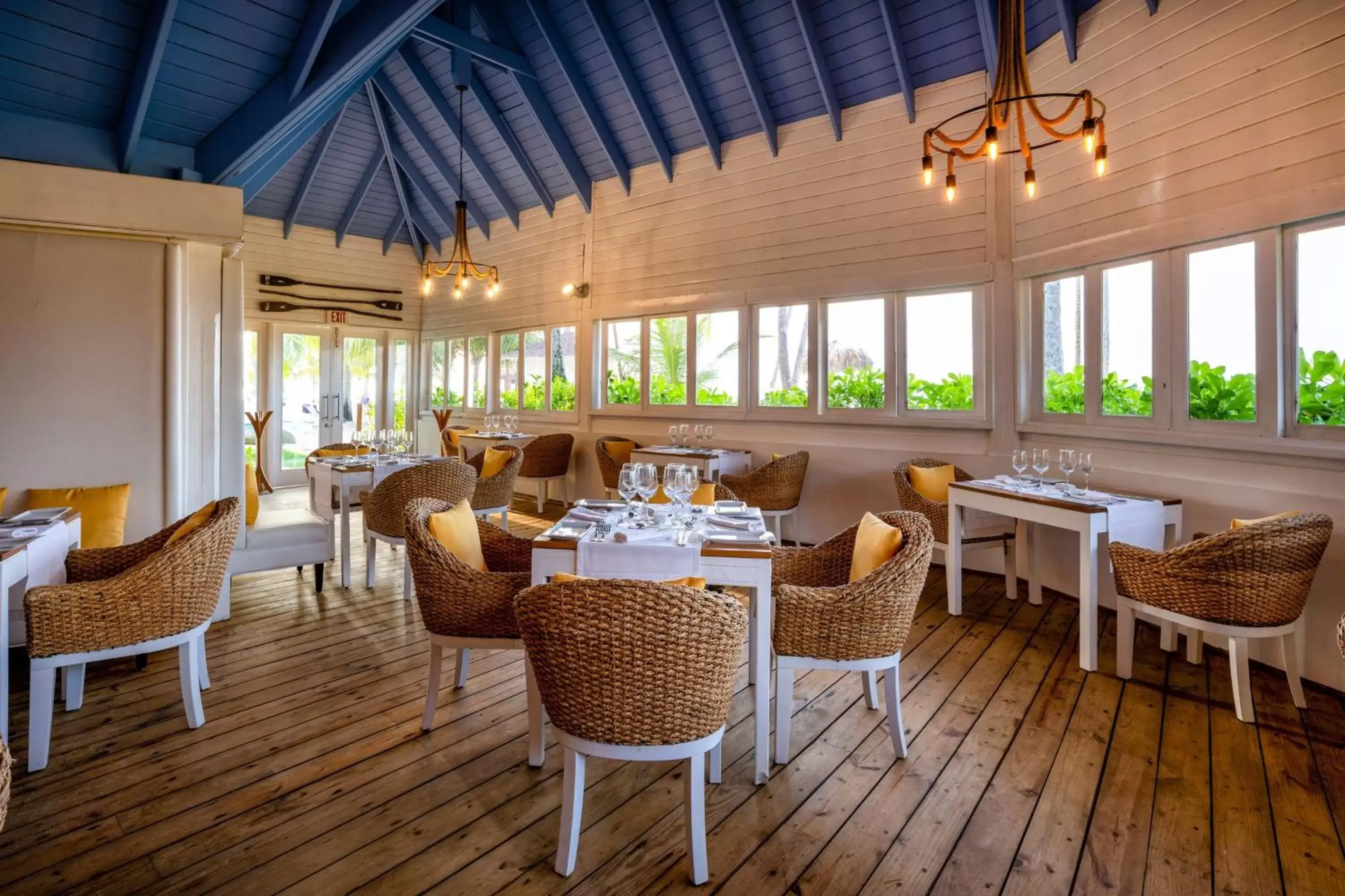 Restaurant/Places to Eat in Viva V Samana by Wyndham, A Trademark Adults All Inclusive