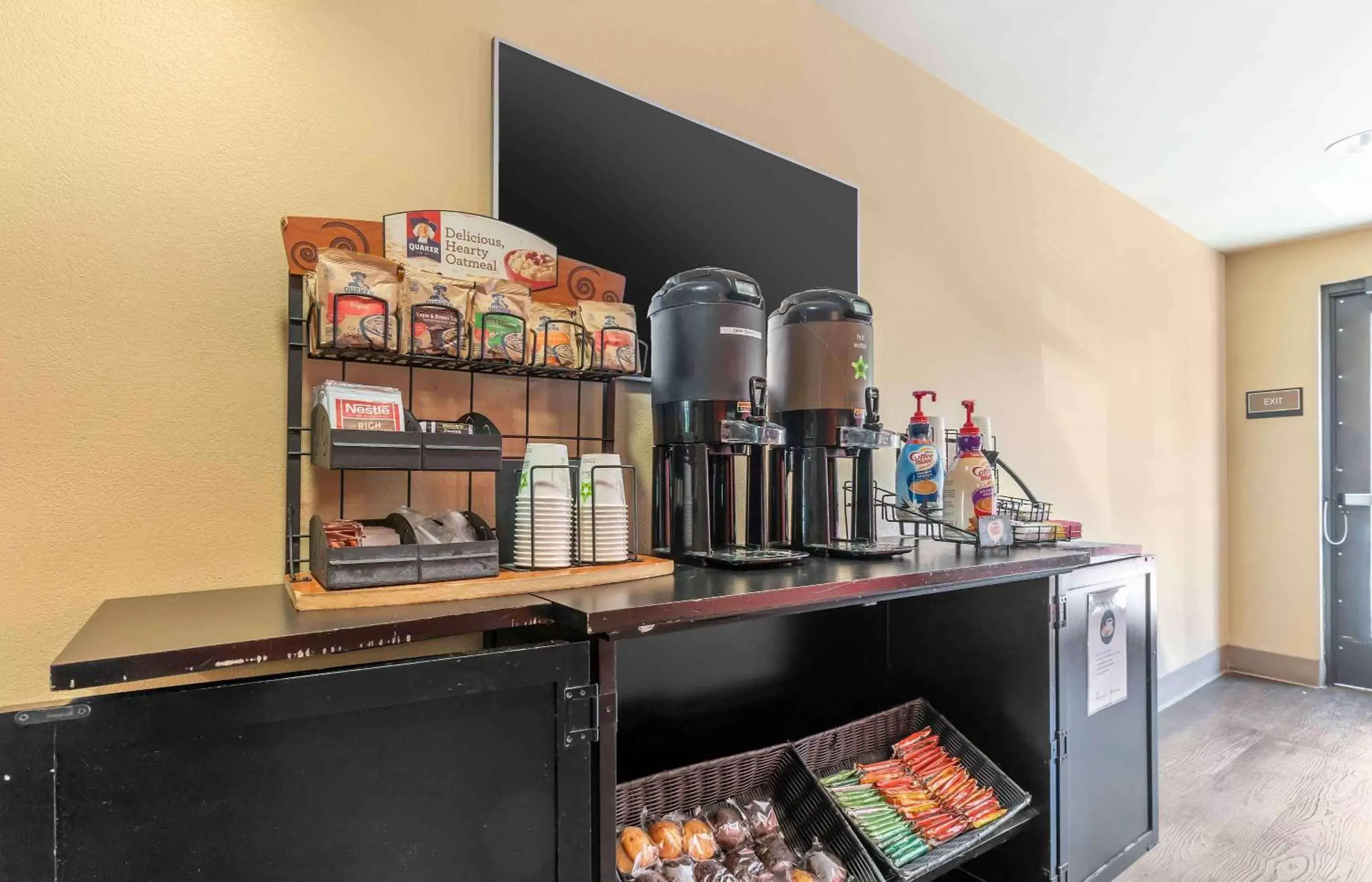 Breakfast in Extended Stay America Suites - San Jose - Edenvale - North