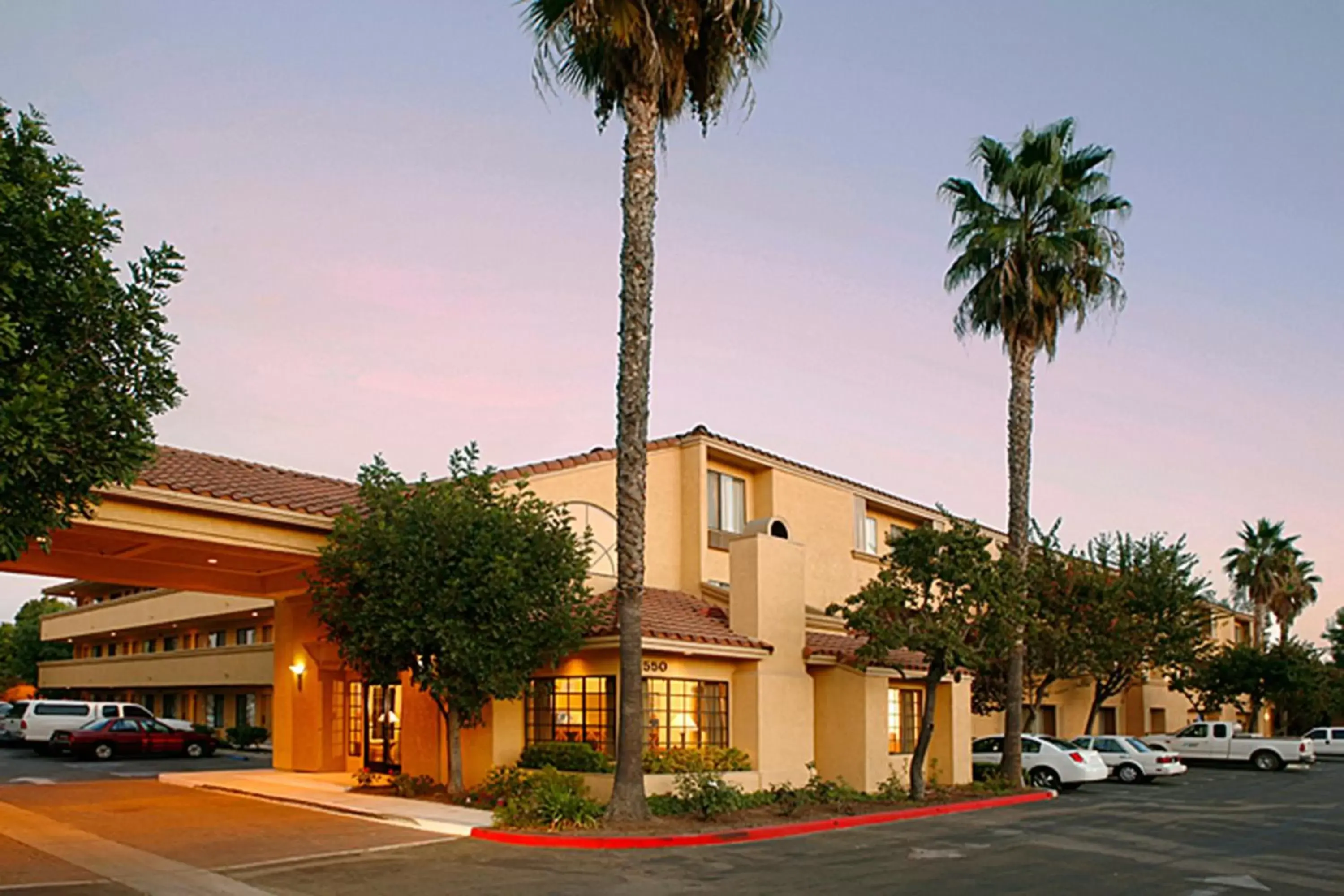 Property Building in Holiday Inn Express Simi Valley, an IHG Hotel