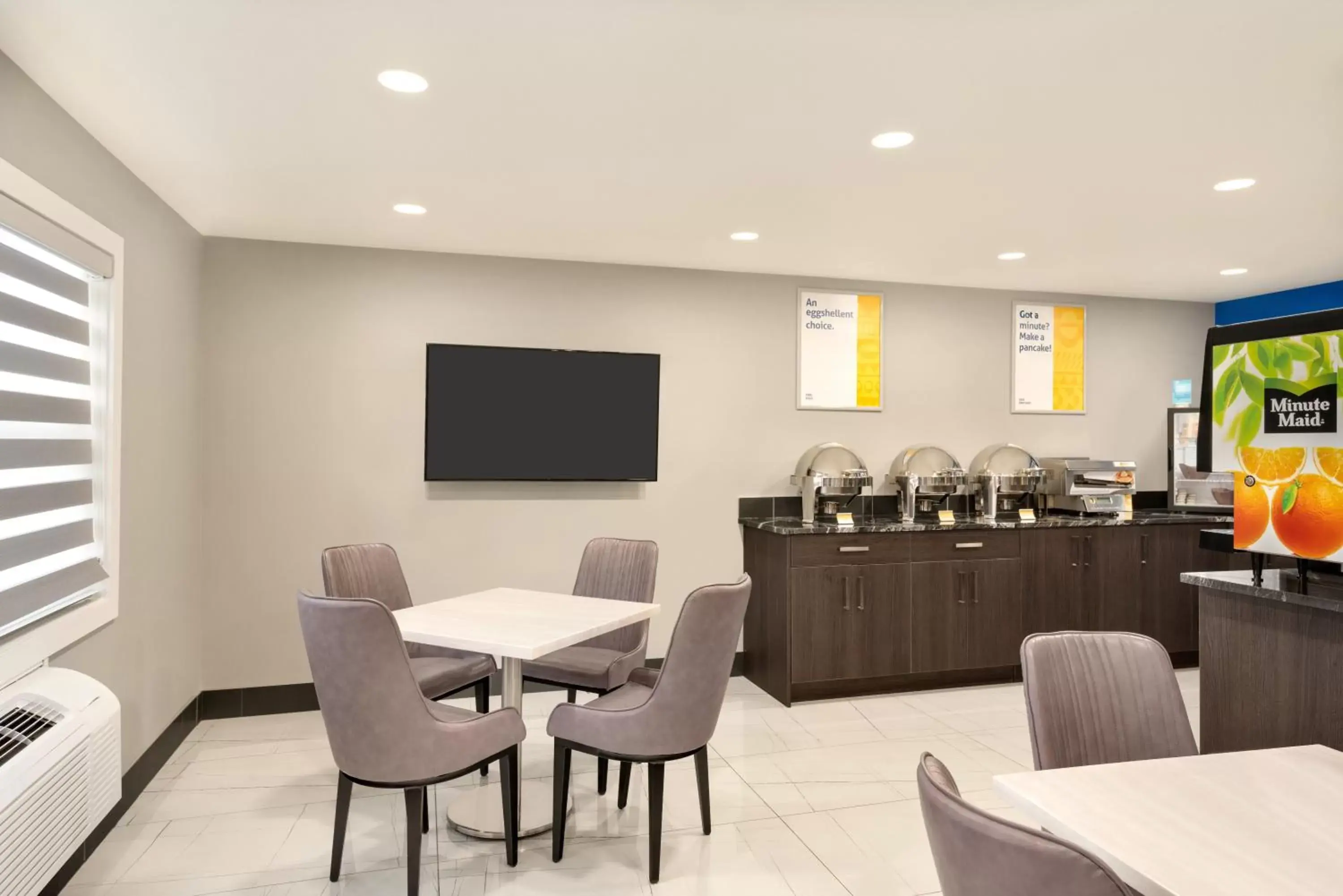 Continental breakfast, Restaurant/Places to Eat in Days Inn by Wyndham Wainwright