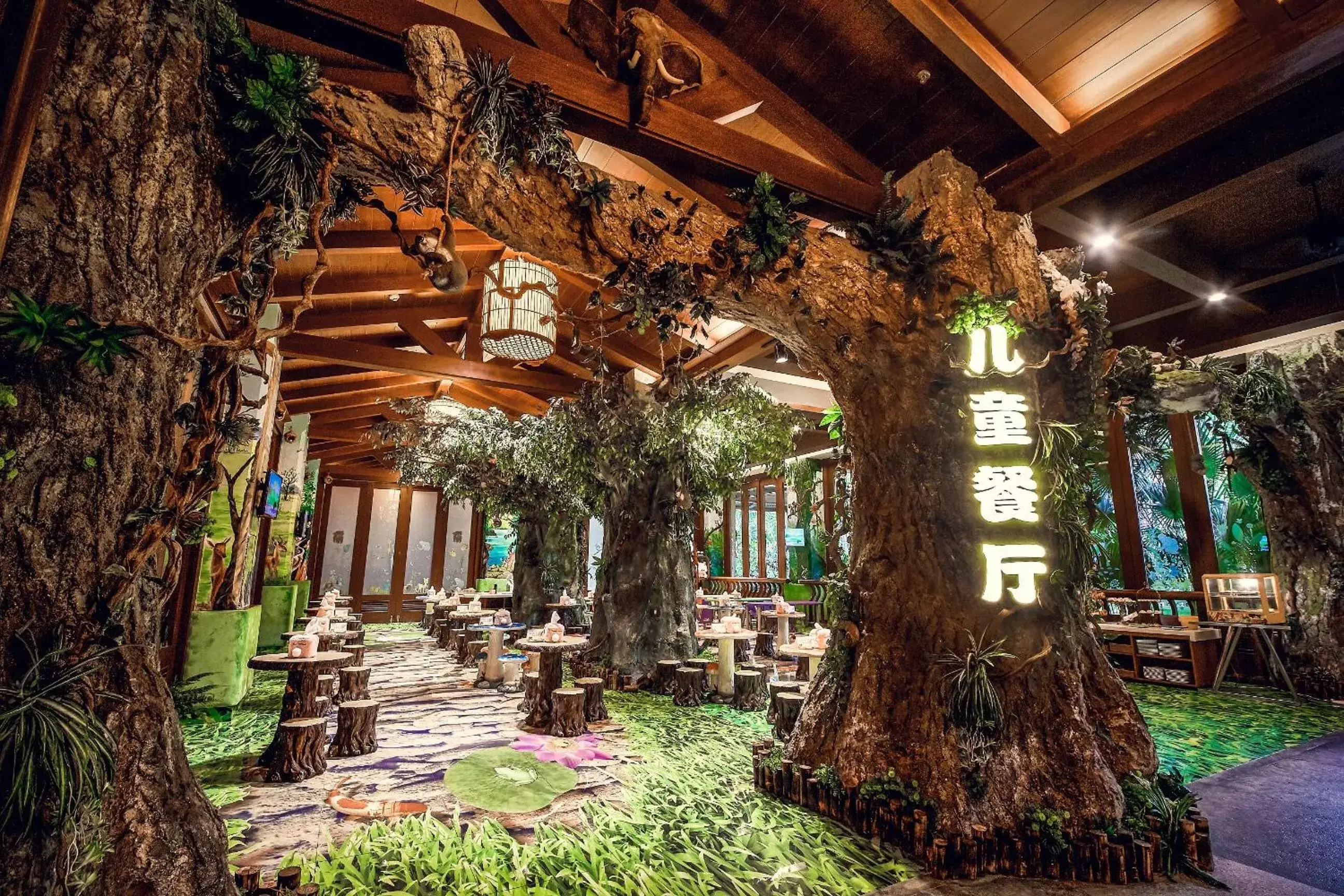 Breakfast in Ocean Sonic Resort Sanya Breakfast in Ocean Sonic Resort Sanya