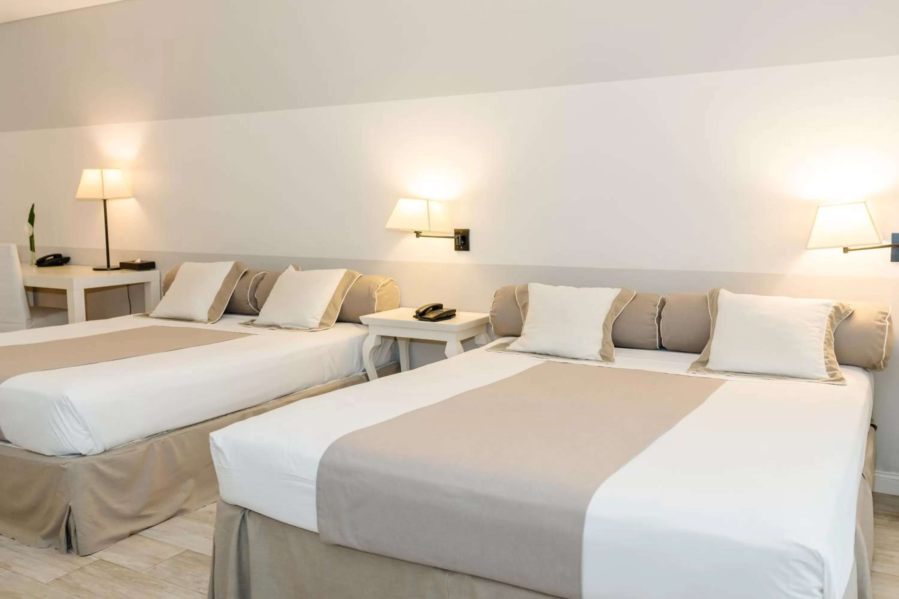 Photo of the whole room, Bed in Loi Suites Recoleta Hotel