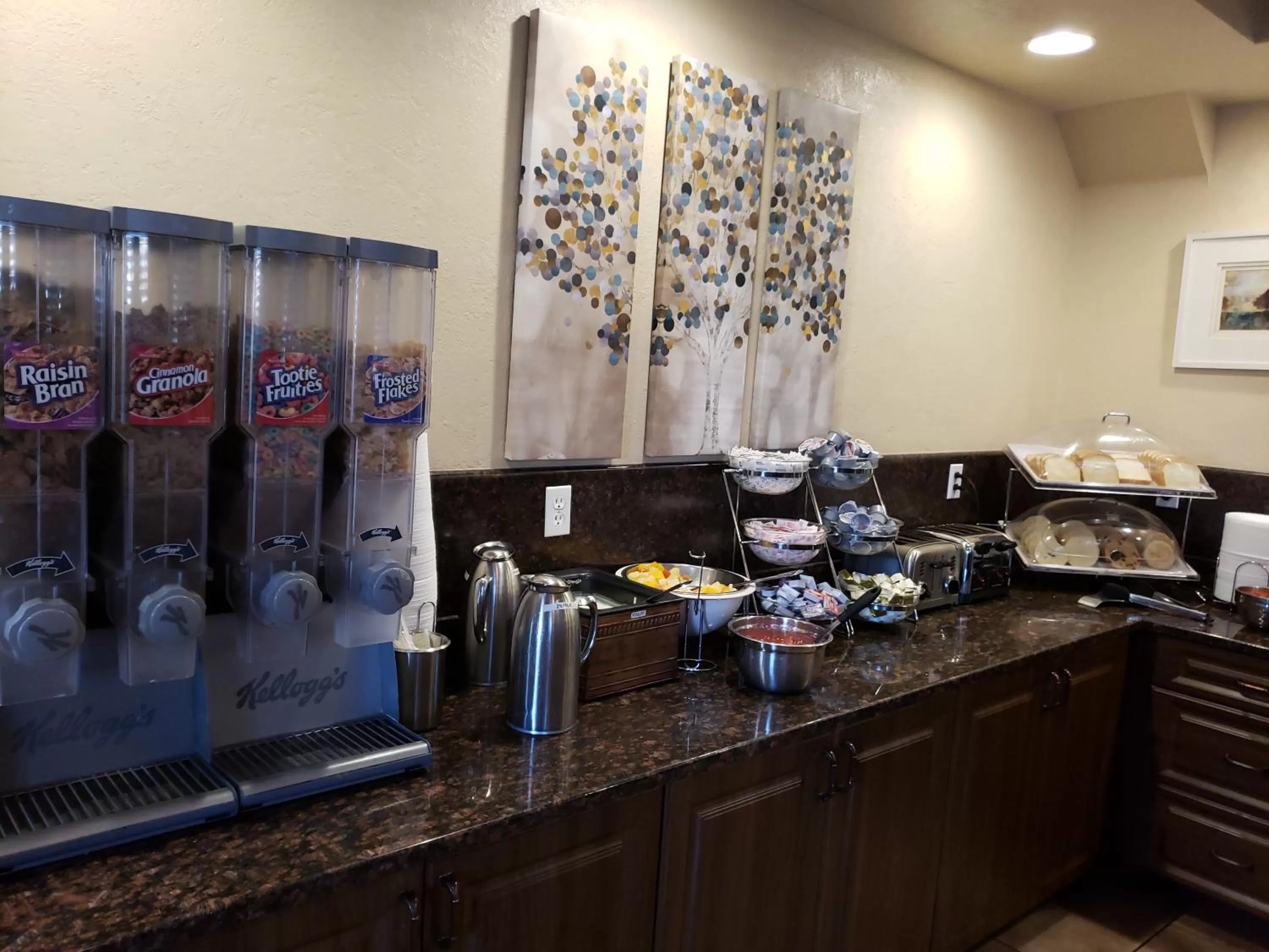 Breakfast in St. George Inn and Suites