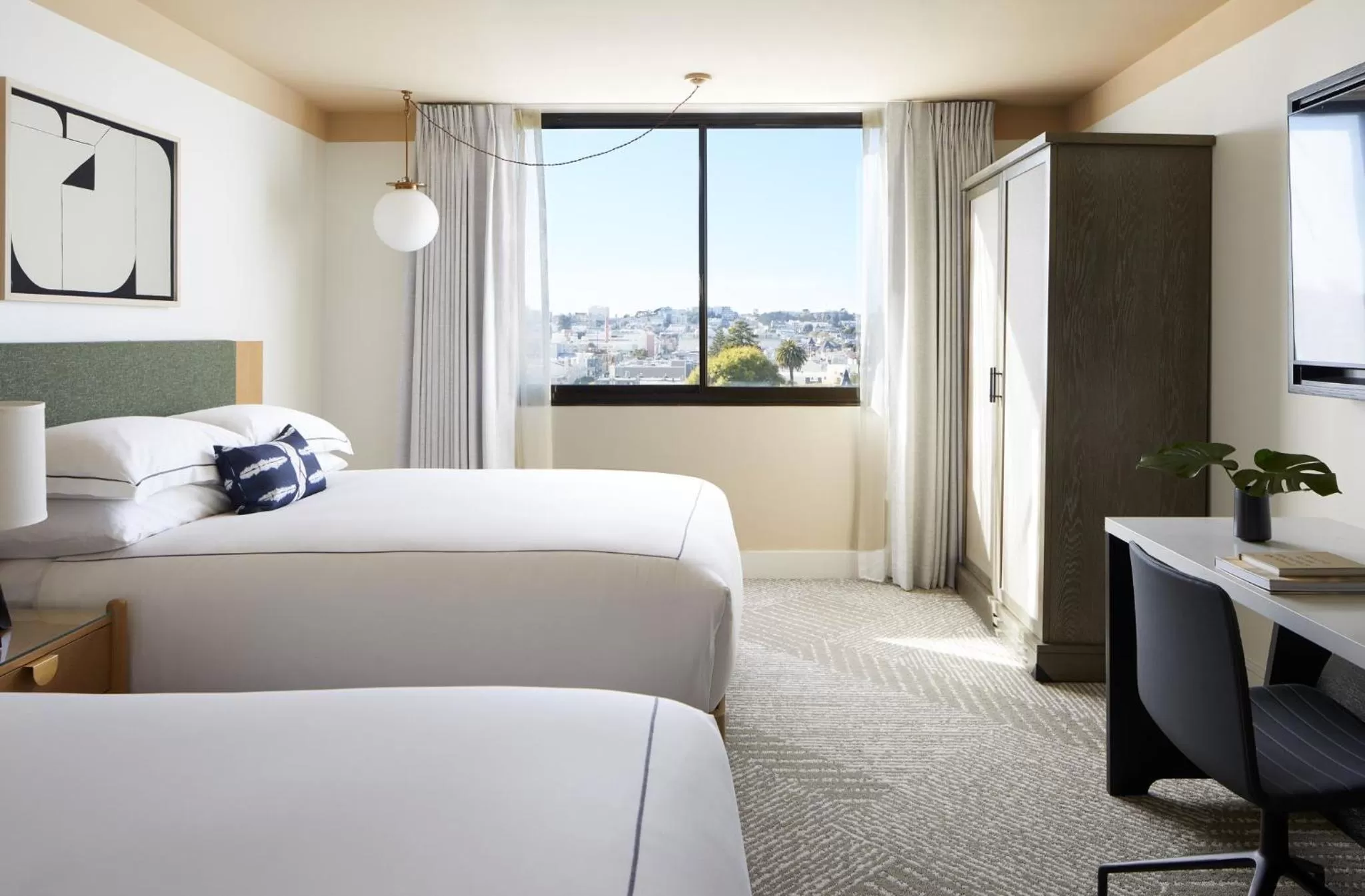 Photo of the whole room, Bed in Kimpton Hotel Enso by IHG