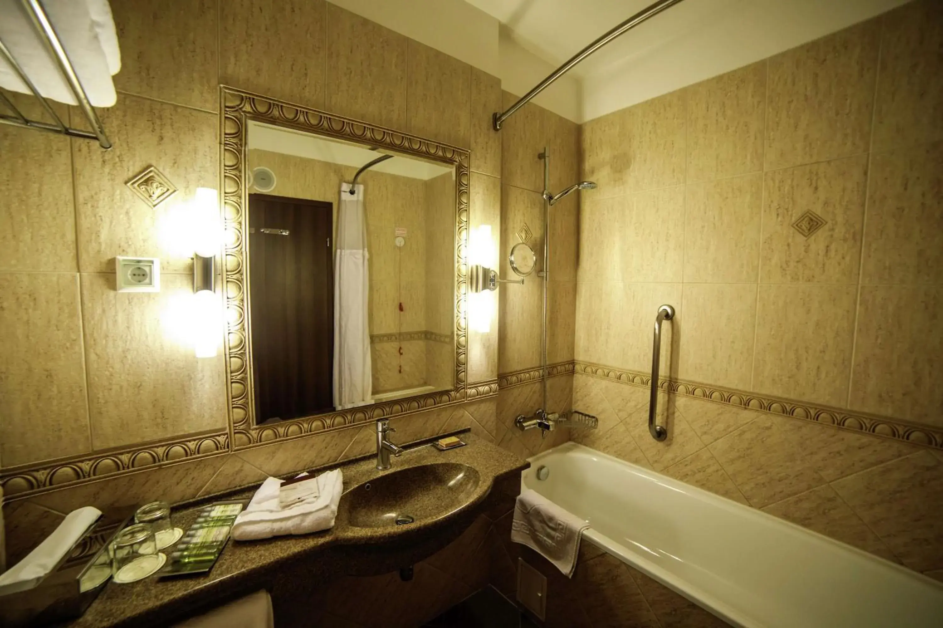 Bathroom in DoubleTree by Hilton Sighisoara