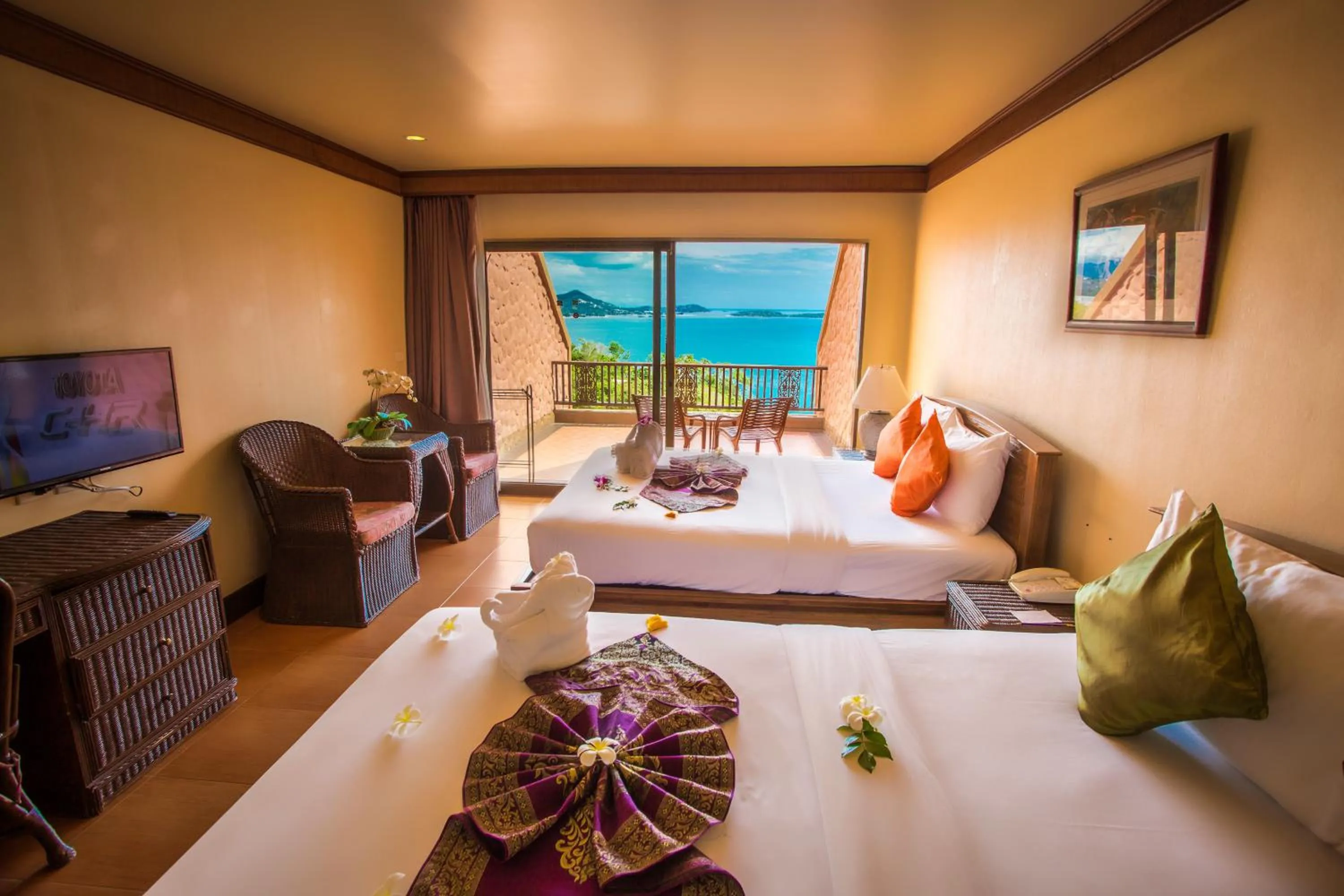 Bedroom, Bed in Samui Bayview Resort & Spa - SHA Plus