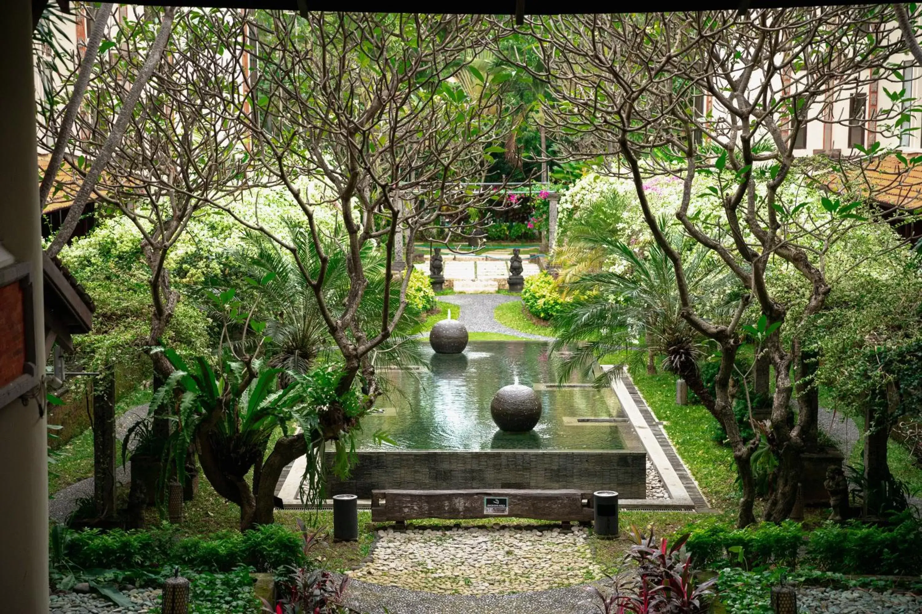 Garden in Prime Plaza Hotel Sanur – Bali