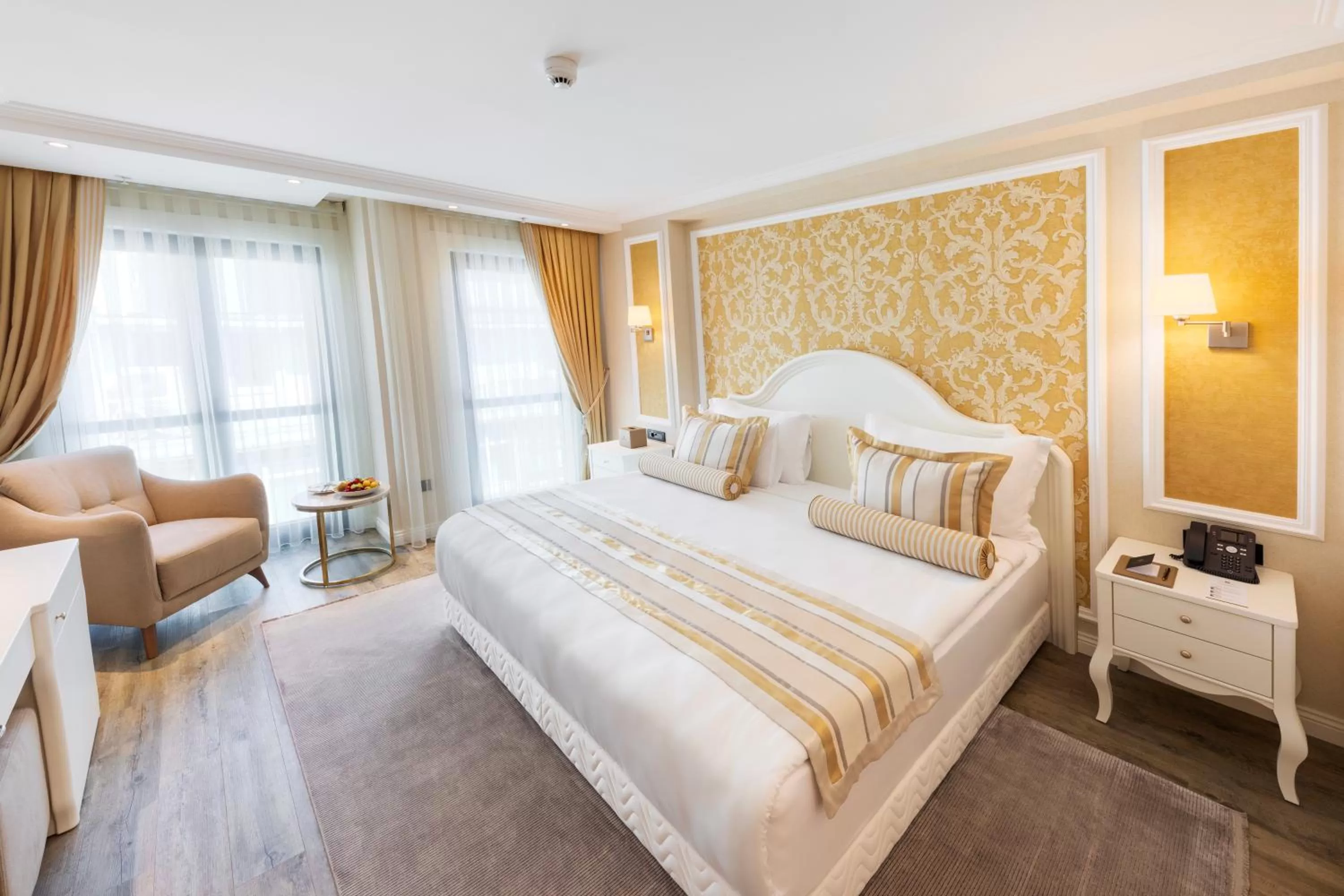 Bed in Hallmark Hotel & SPA Istanbul