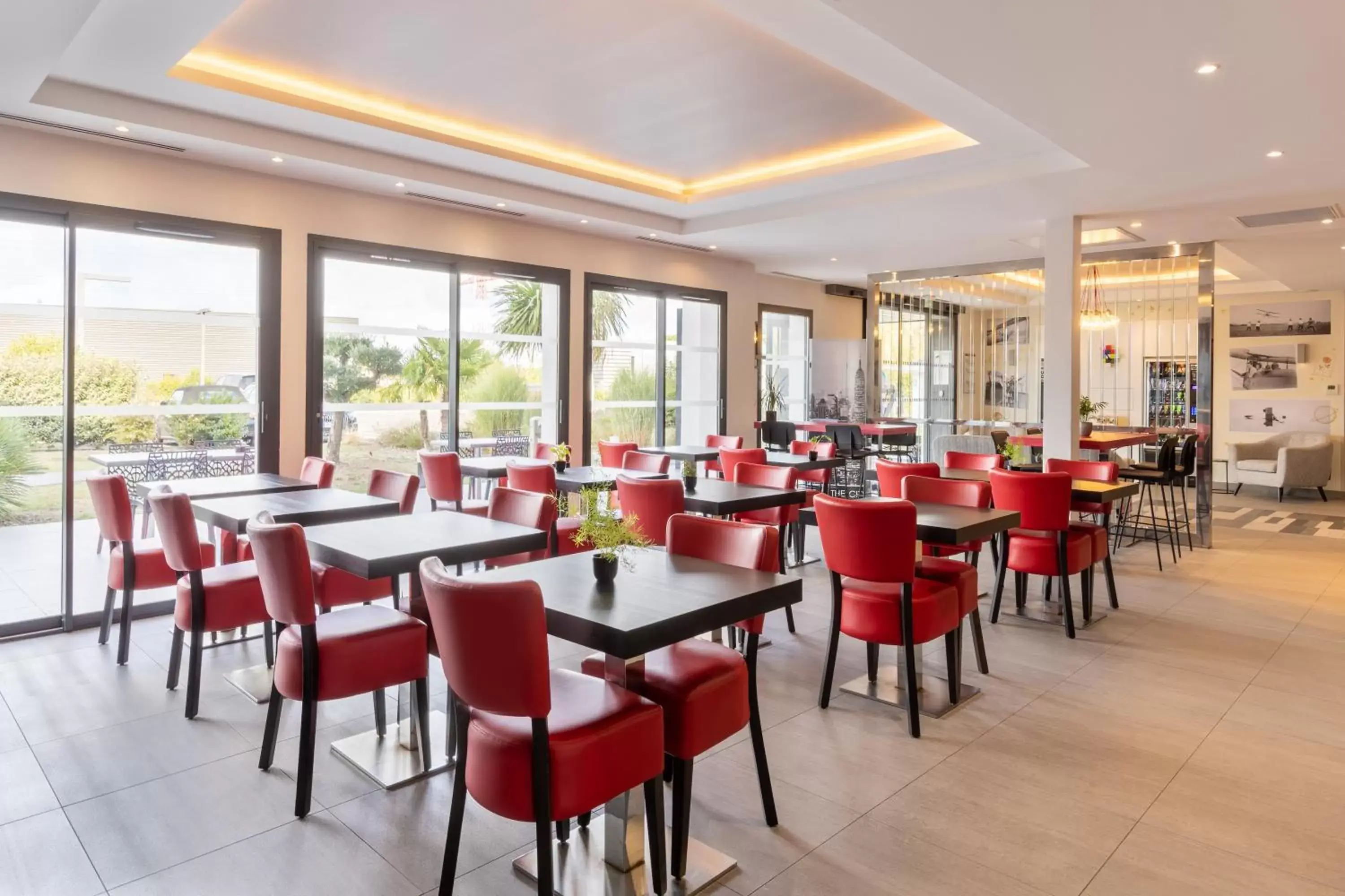 Breakfast, Restaurant/Places to Eat in Best Western St Exupery Bordeaux Ouest