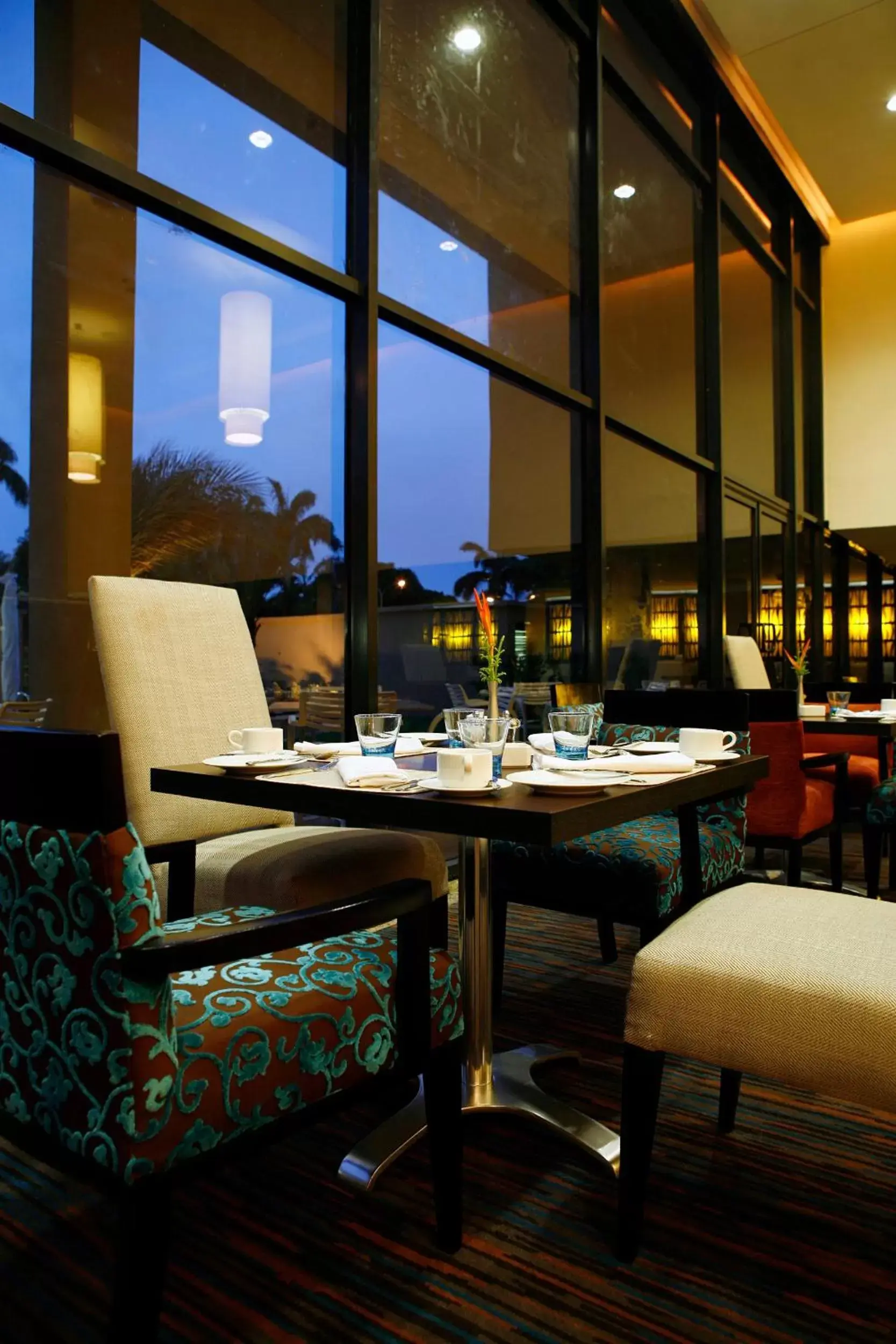 Lounge or bar, Restaurant/Places to Eat in Mövenpick Hotel Ikoyi Lagos