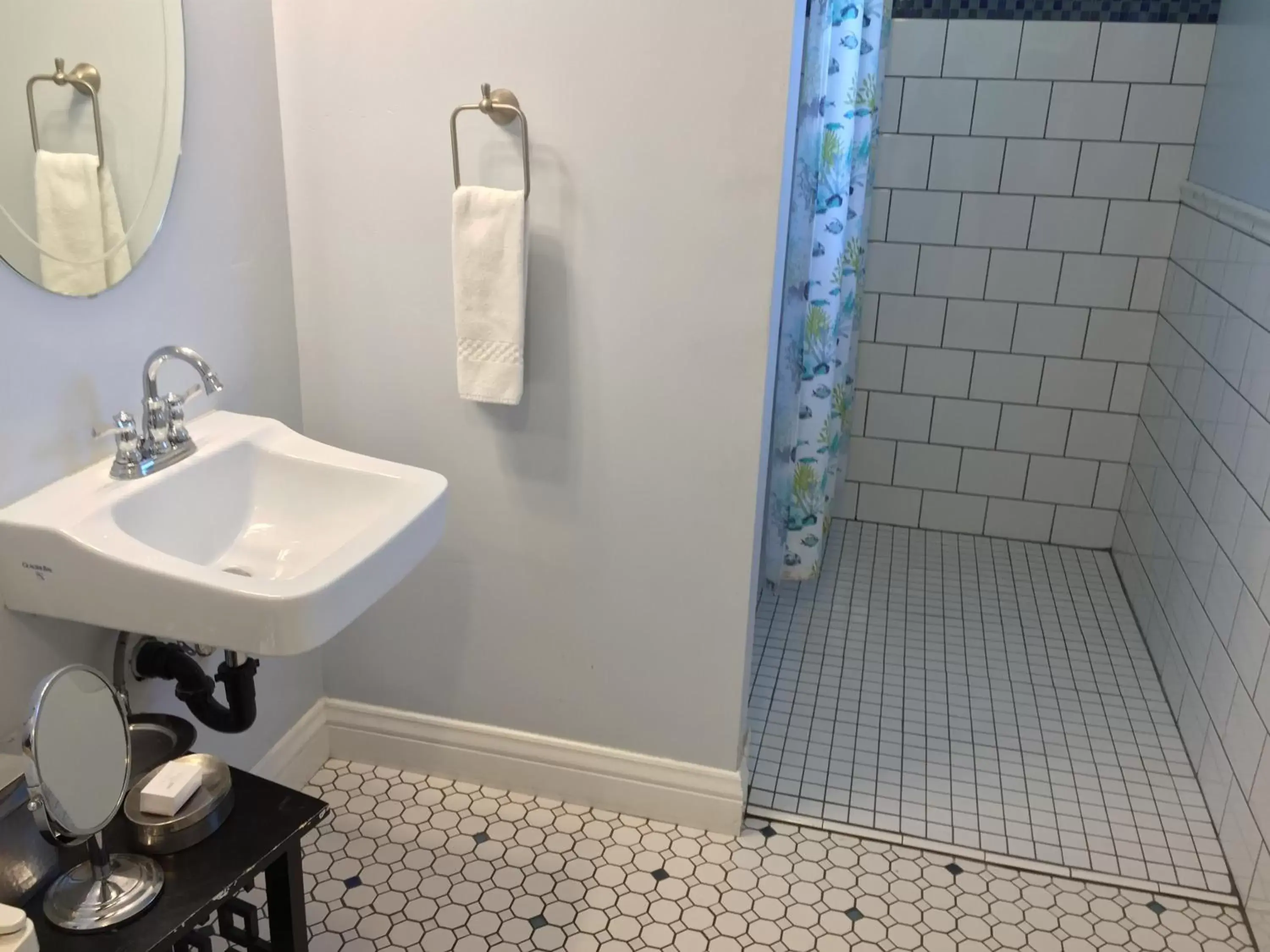 Shower, Bathroom in Beach Bungalow Inn and Suites