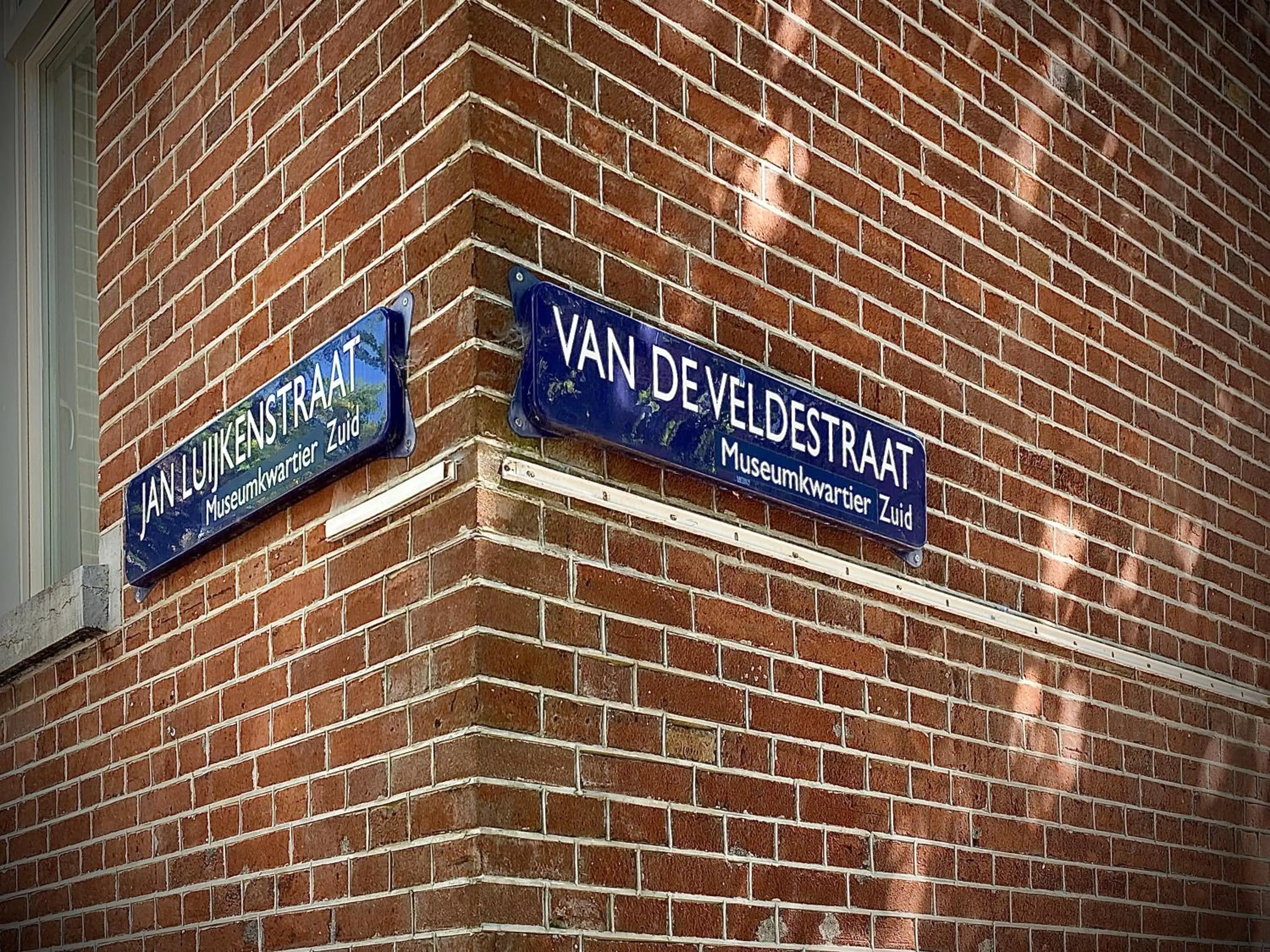 Street view in Hotel Van Gogh