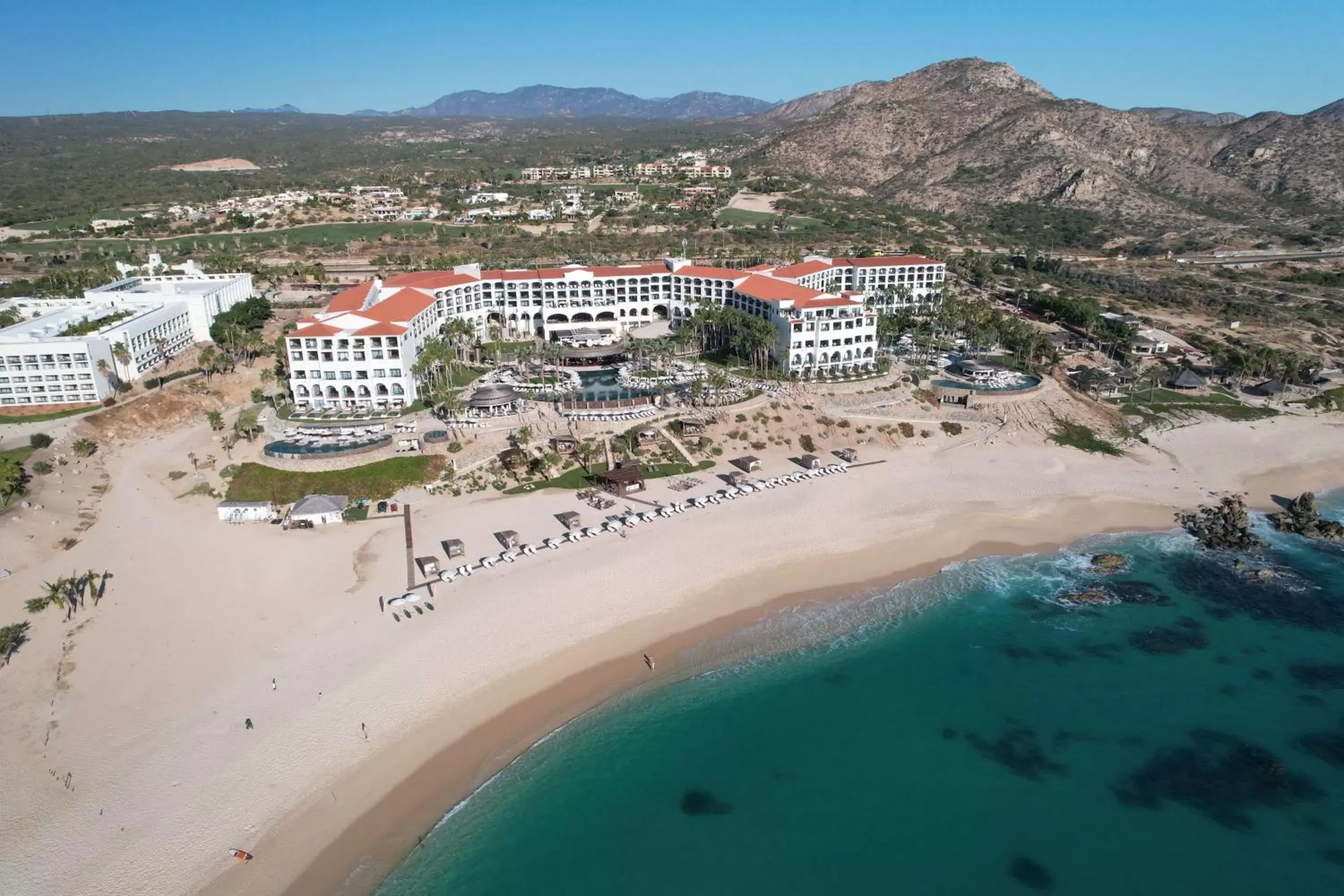 Property building, Bird's-eye View in Hilton Los Cabos