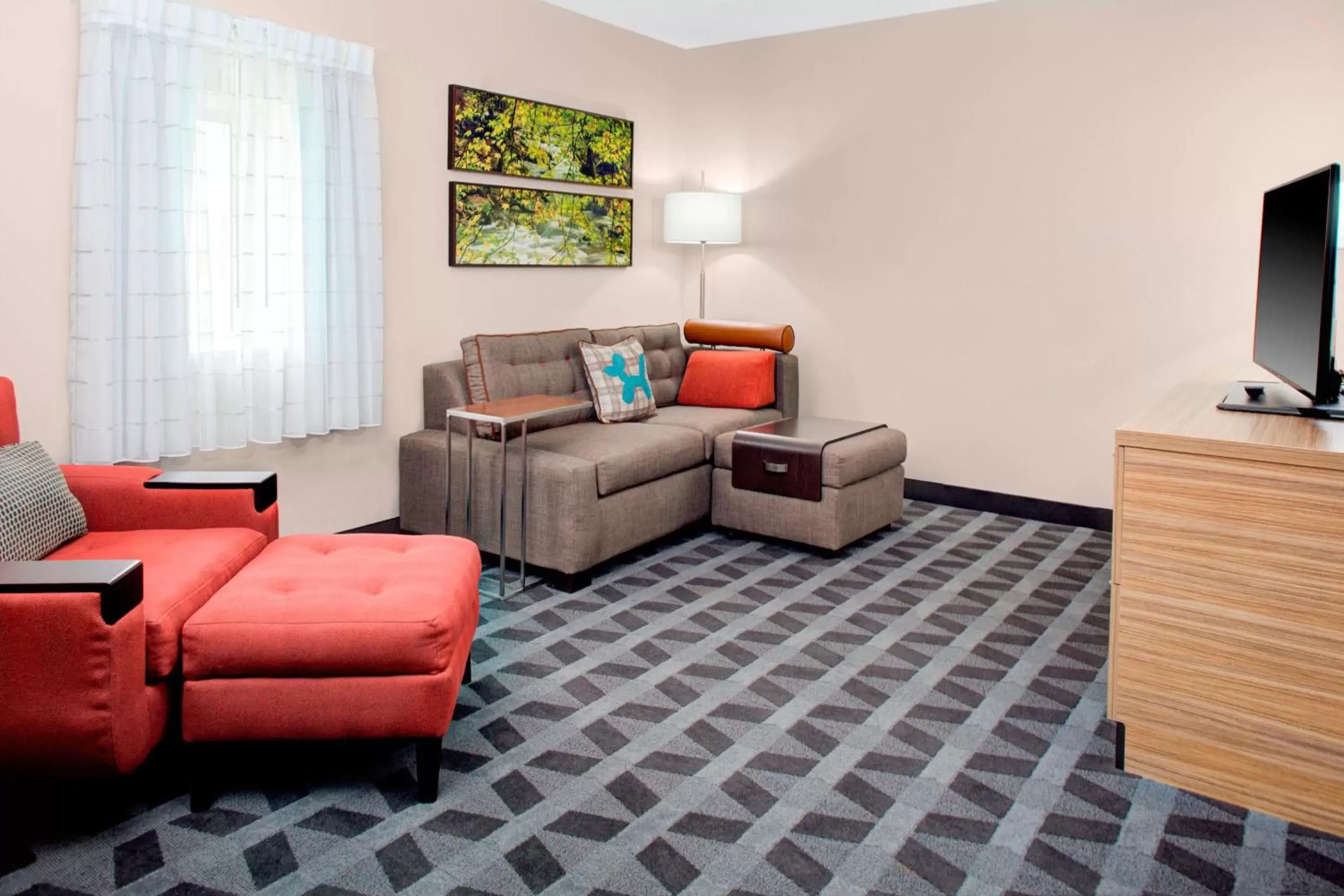 Living room, Seating Area in TownePlace Suites by Marriott Parkersburg