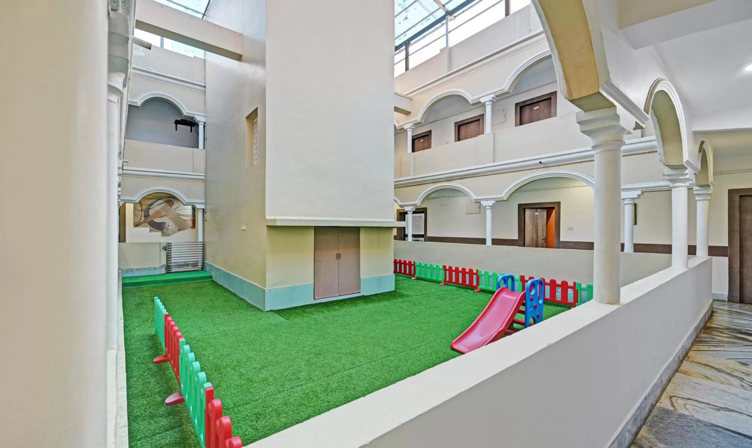 Kids's club in Treebo Sidhartha International Baliapanda