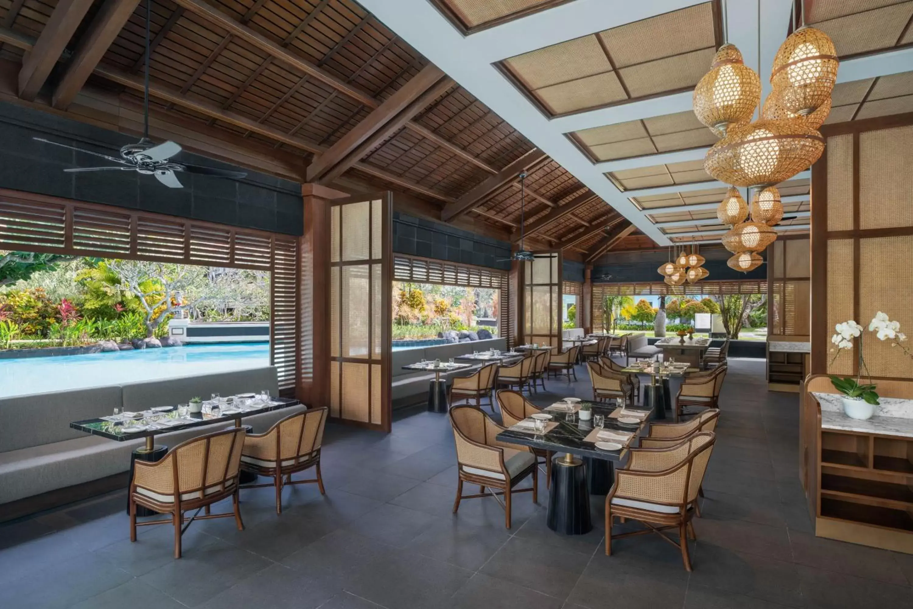 Restaurant/Places to Eat in The Laguna, A Luxury Collection Resort & Spa, Nusa Dua, Bali