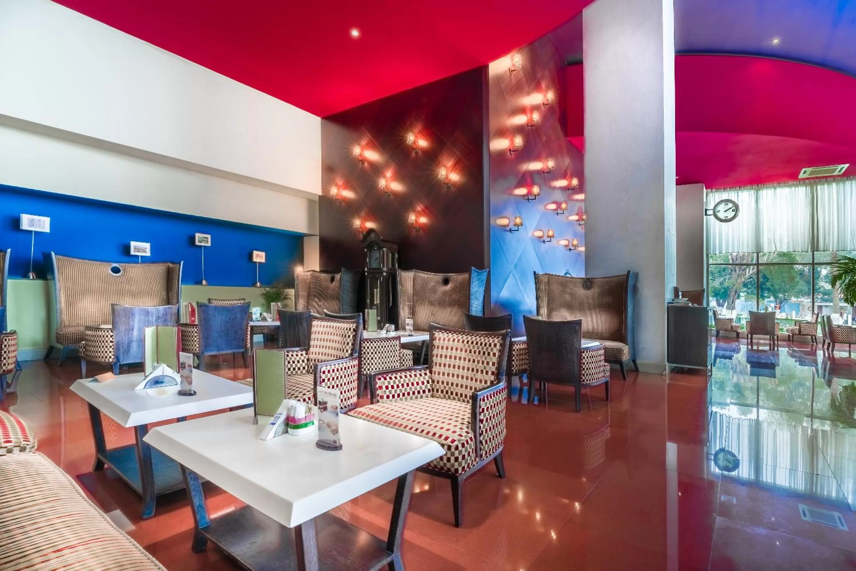 Restaurant/places to eat in Radisson Blu Hotel, Doha