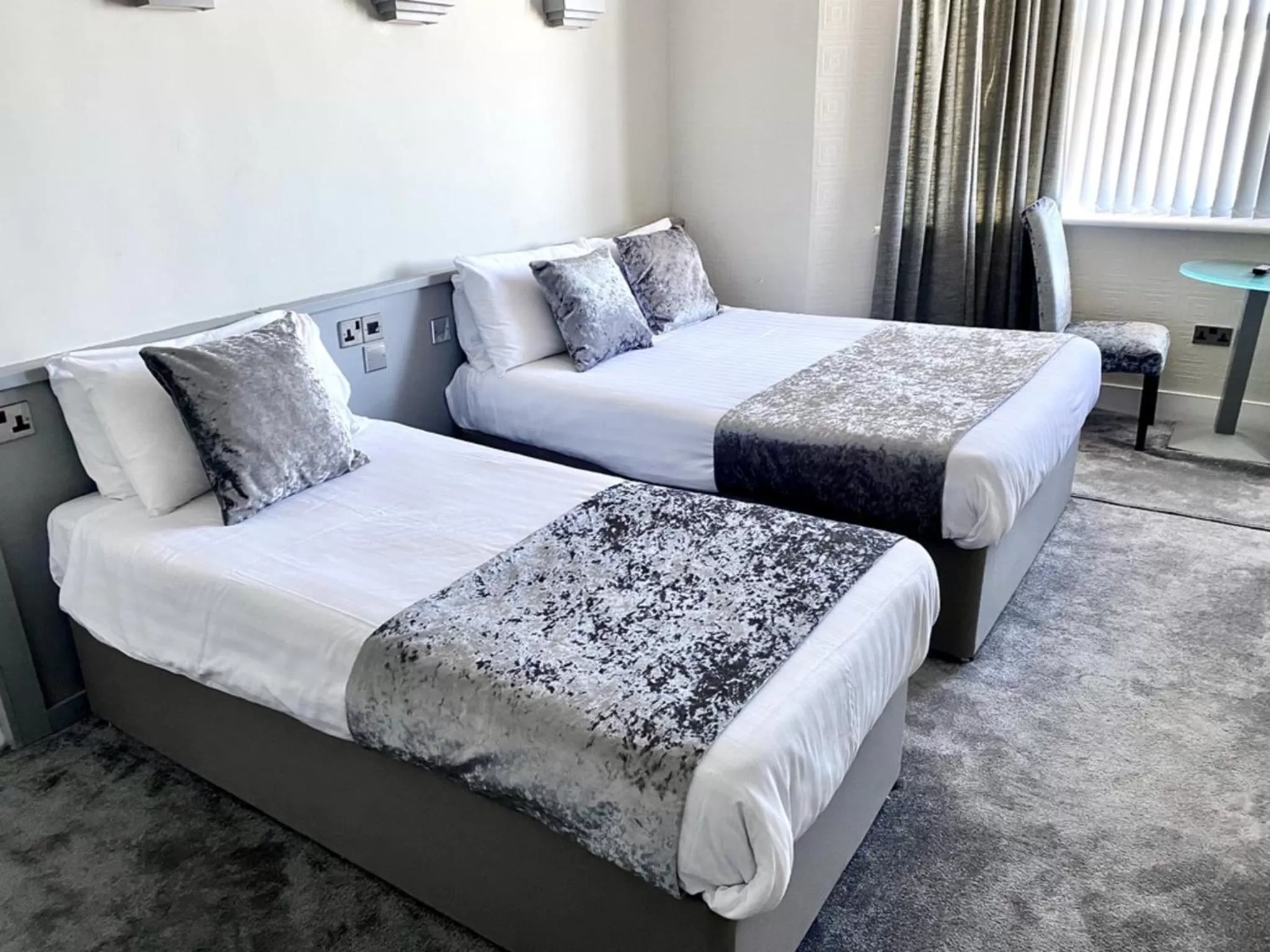 Standard Triple Room with Sea View in The Royal Boston Hotel by Compass Hospitality