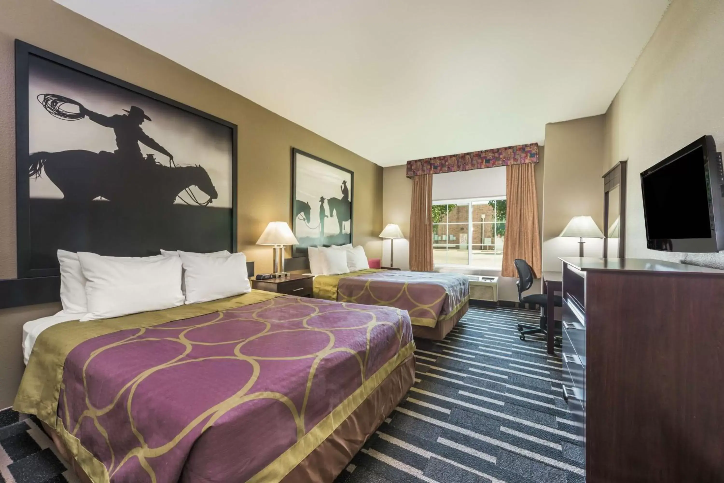 Queen Room with Two Queen Beds - Smoking in Super 8 by Wyndham Fort Worth North