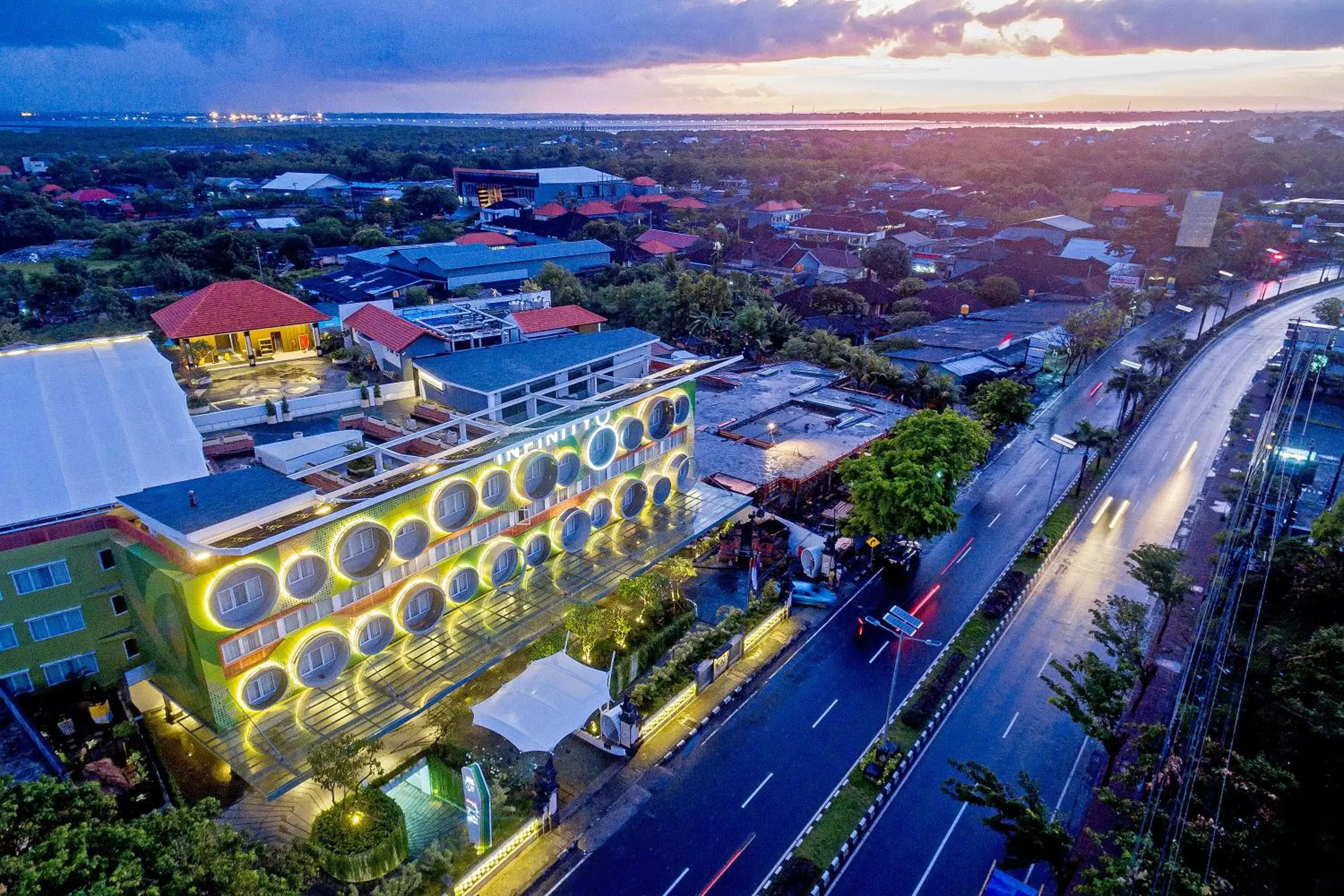 Bird's eye view, Bird's-eye View in Infinity8 Bali