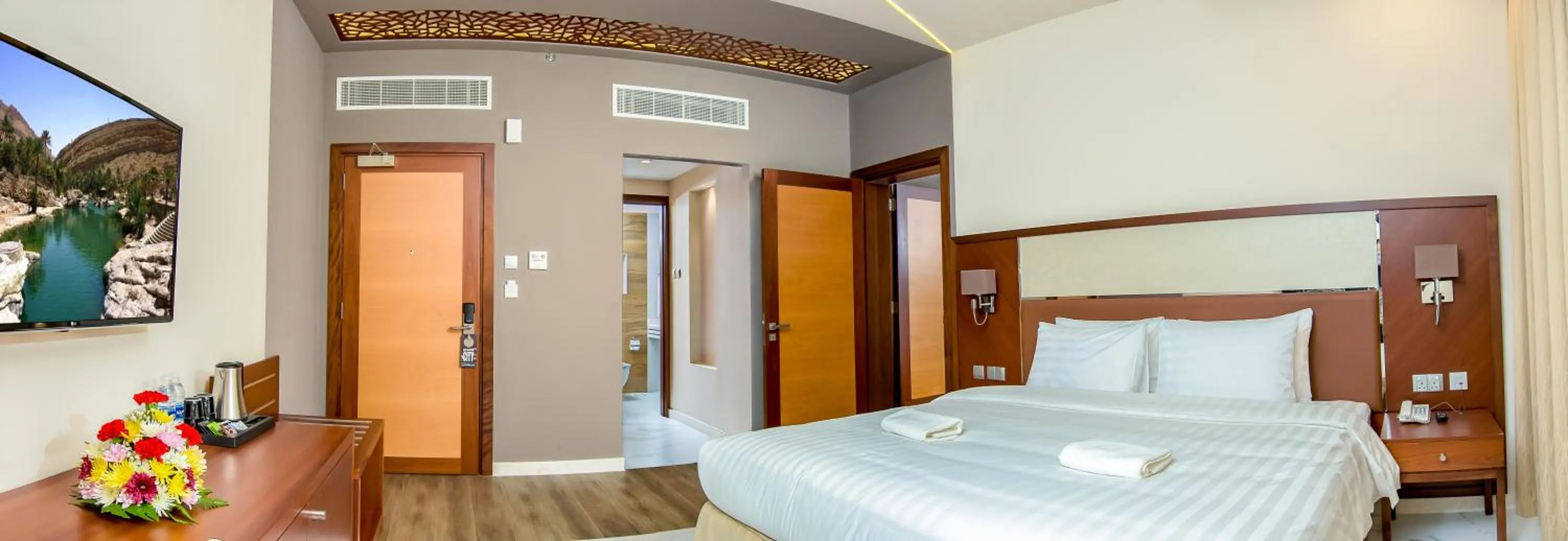 Photo of the whole room, Bed in Muscat Gate Hotel