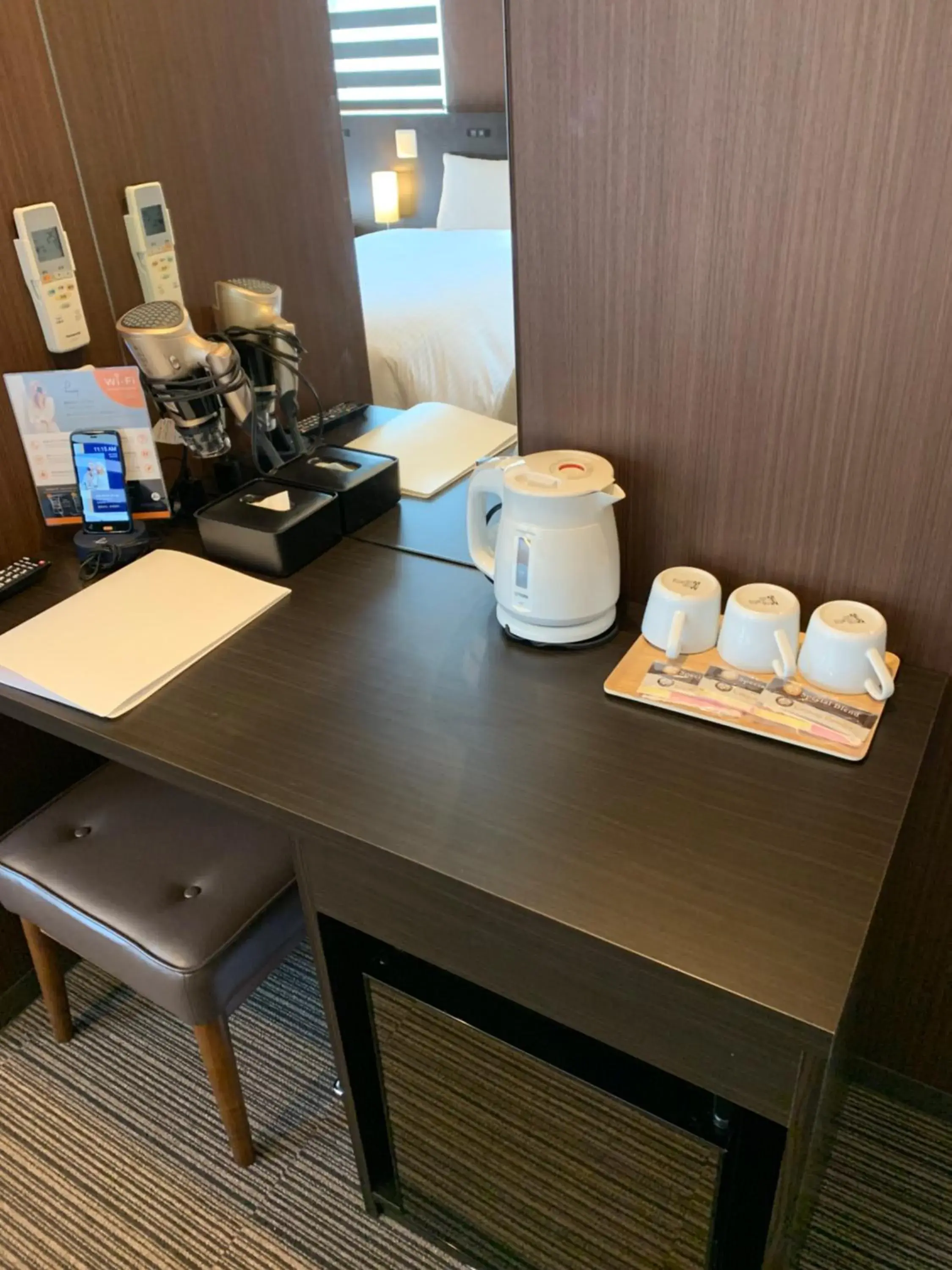 Coffee/tea facilities in Hotel Kojan