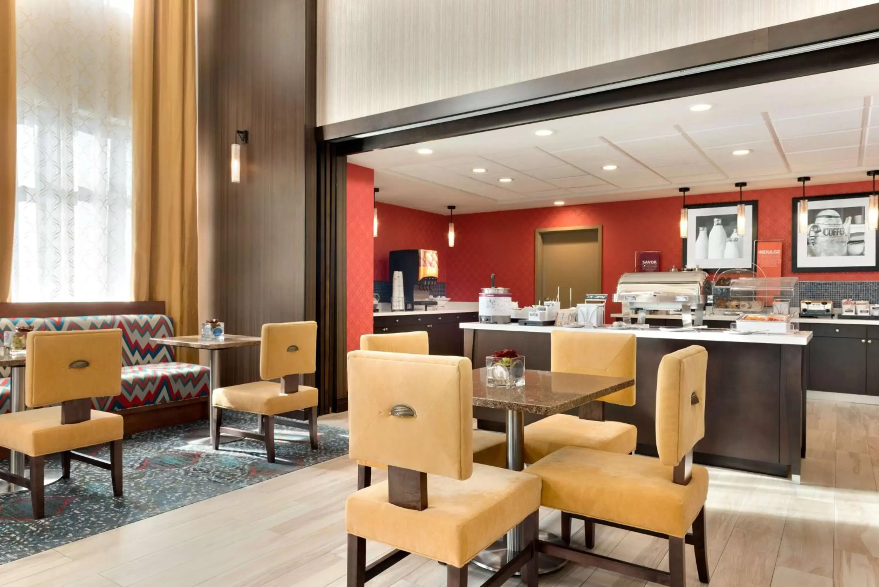 Dining area, Restaurant/Places to Eat in Hampton Inn and Suites Monroe