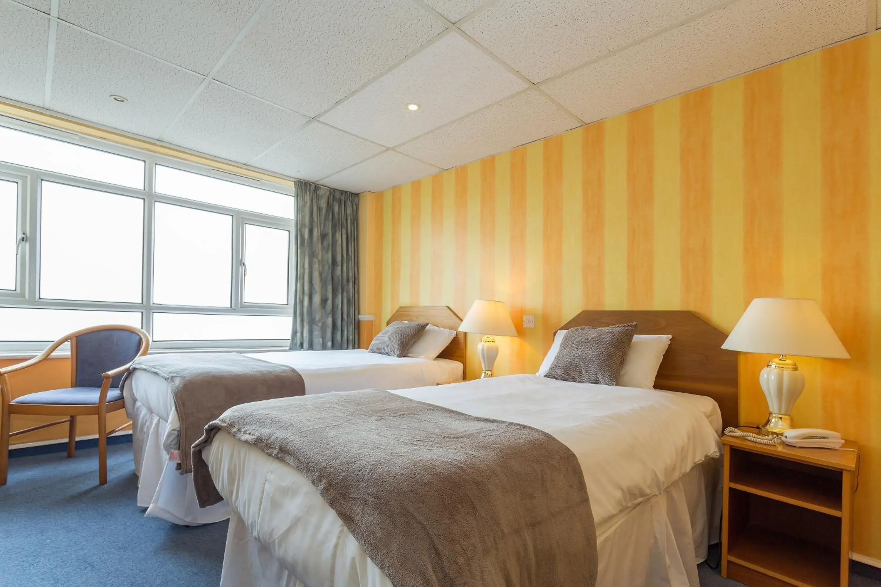 Area and facilities, Bed in The Grand Burstin Hotel
